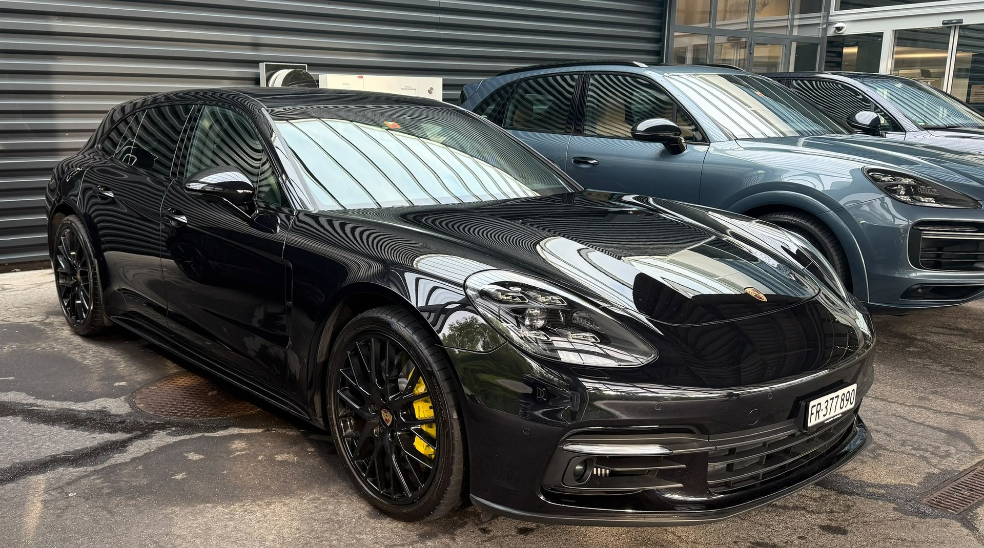 PORSCHE Panamera 4 E-Hybrid Sport Turismo PDK-image-11