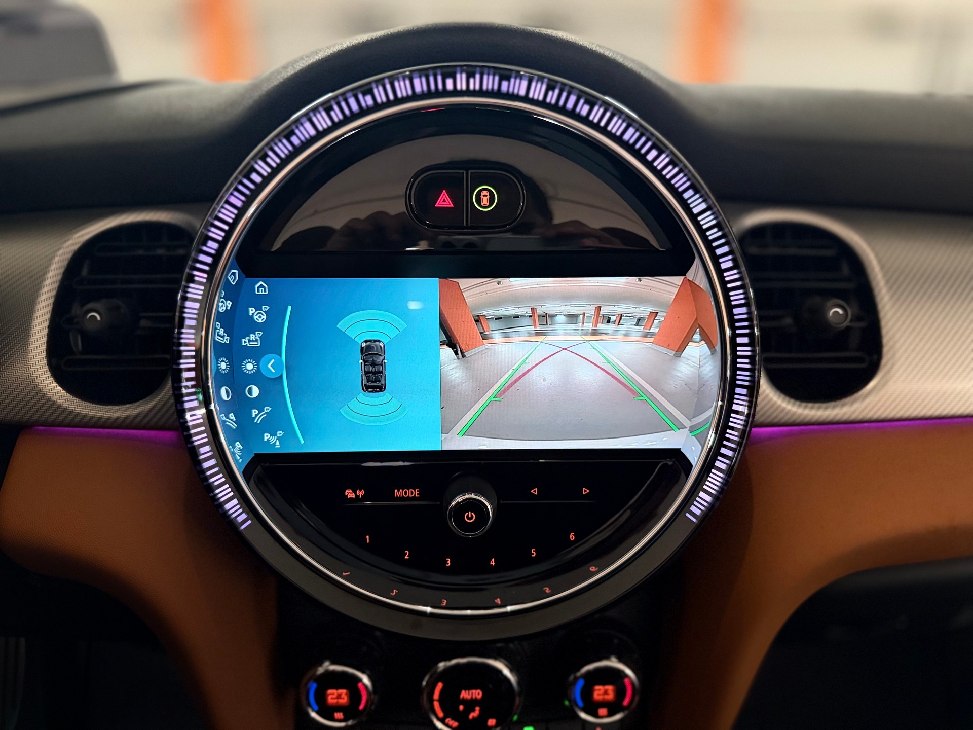 MINI Cooper John Cooper Works Cabriolet Steptronic-image-25