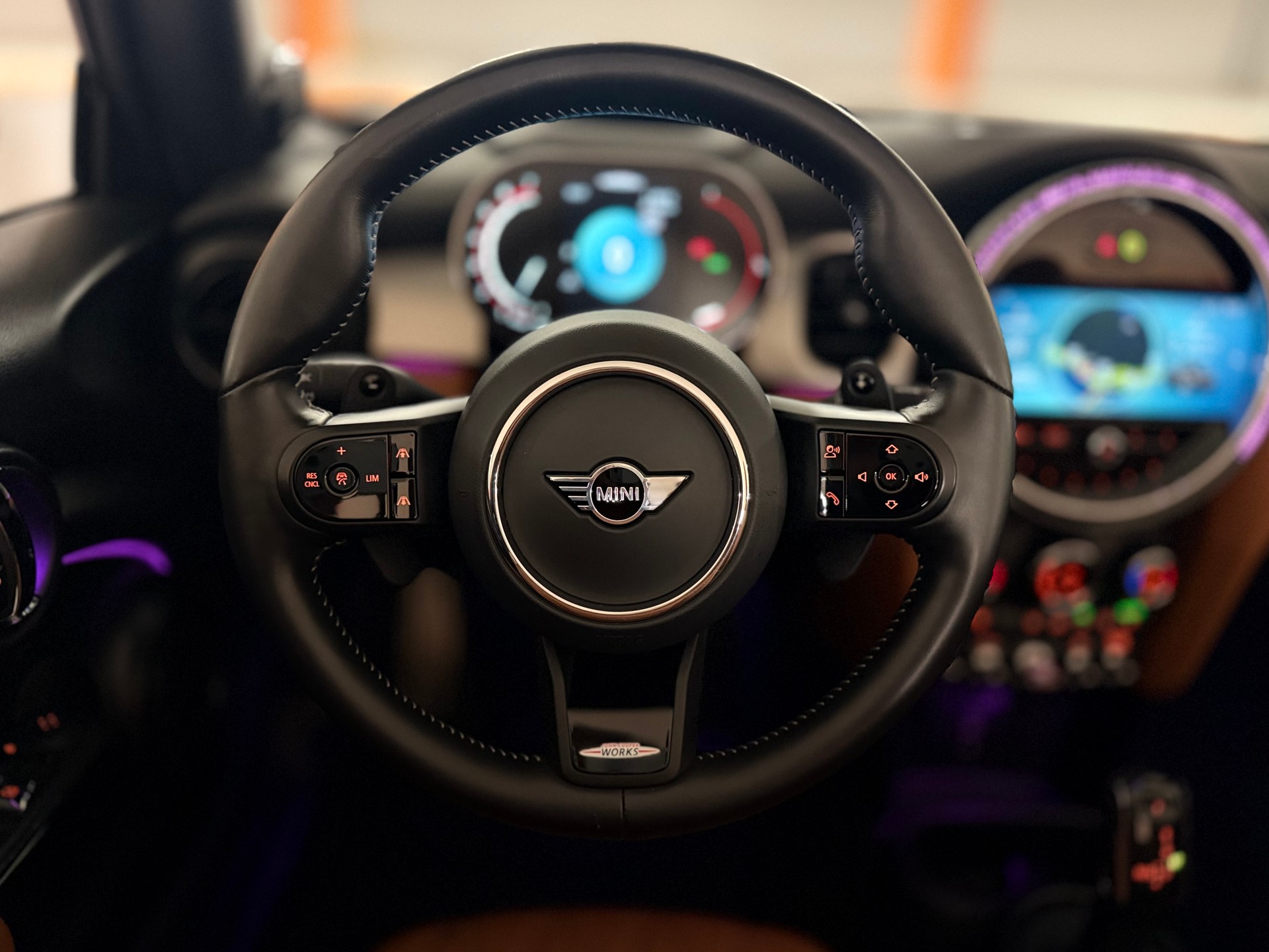 MINI Cooper John Cooper Works Cabriolet Steptronic-image-15