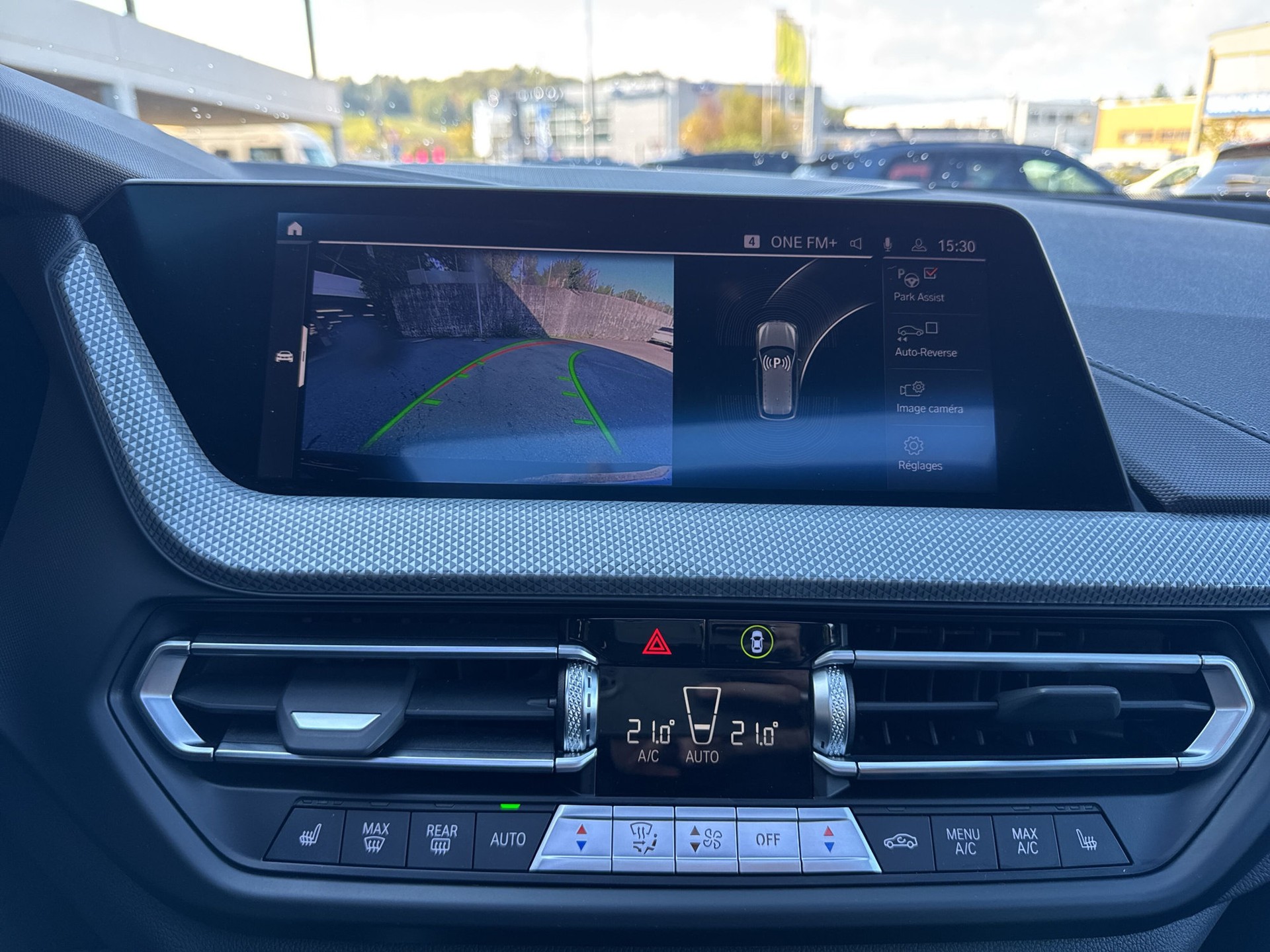 BMW M135i xDrive Steptronic-image-10