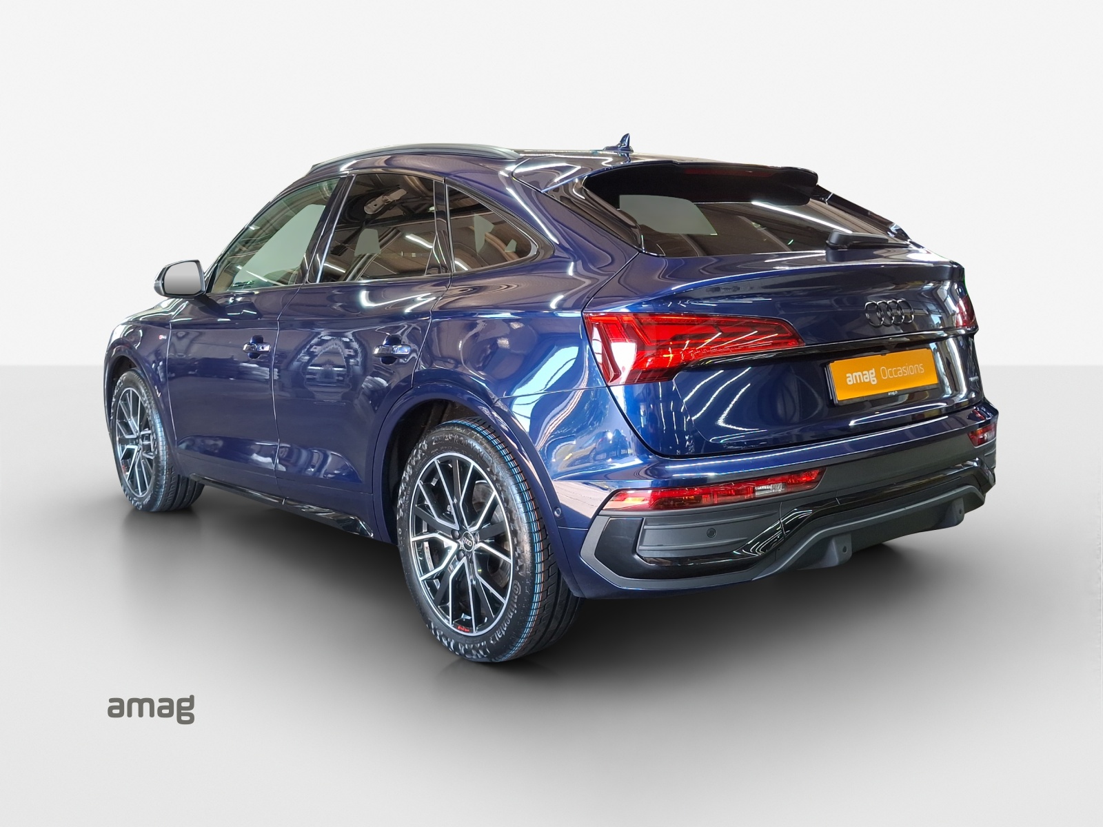 AUDI Q5 Sportback 40 TDI S line quattro S-tronic-image-2