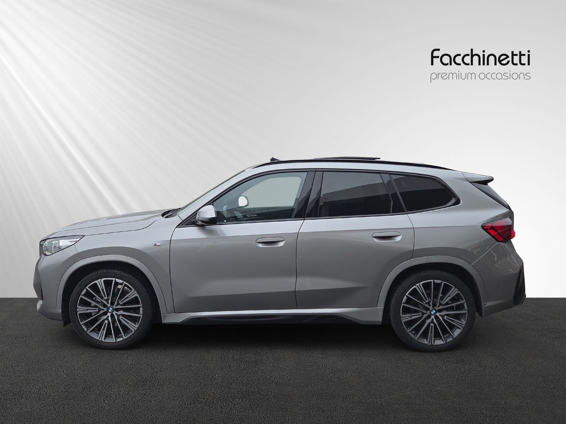 BMW X1 sDrive 20i 48V M Sport-image-1