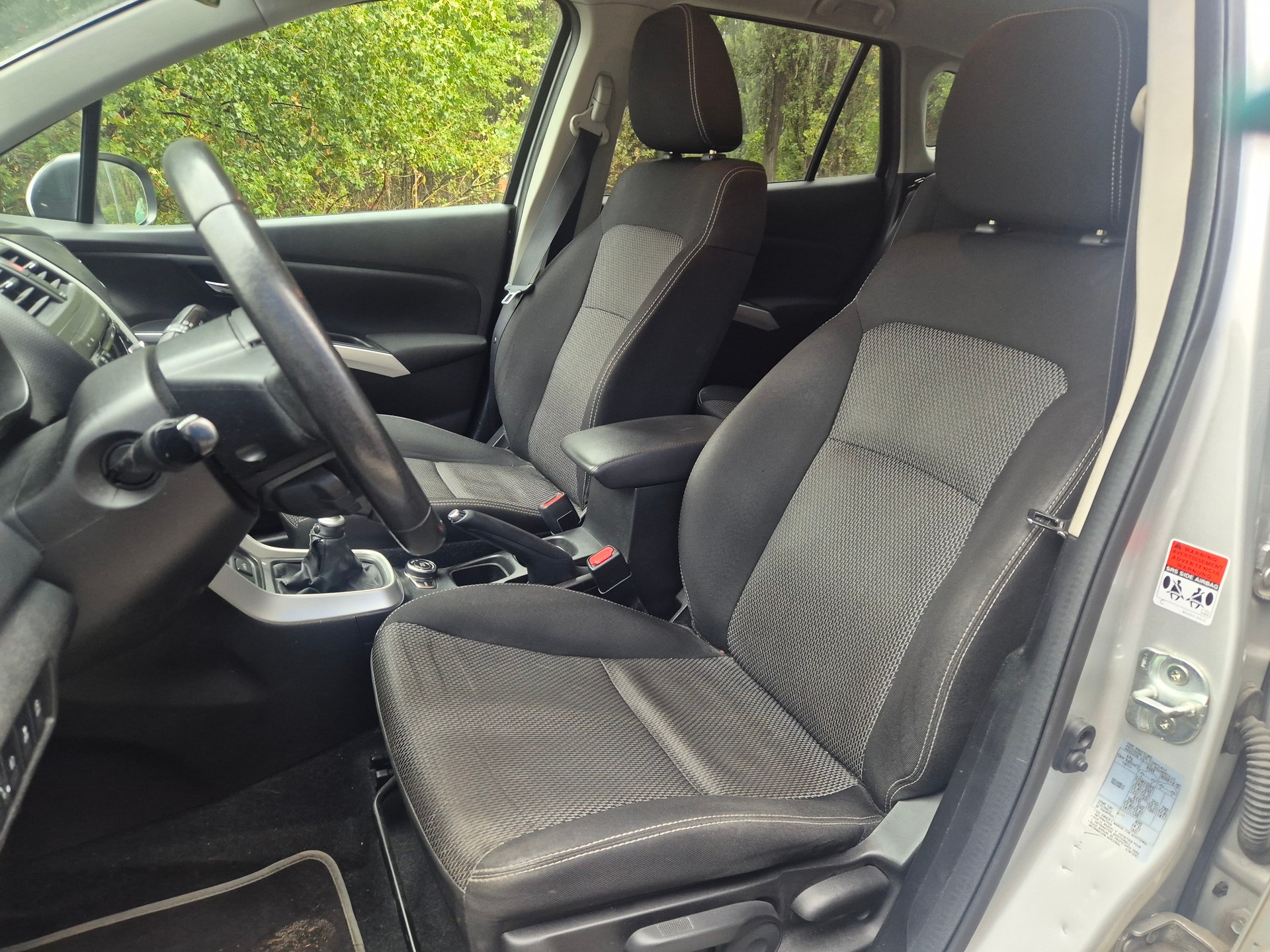 SUZUKI SX4 S-Cross 1.6 TD Sergio Cellano Top 4WD-image-9