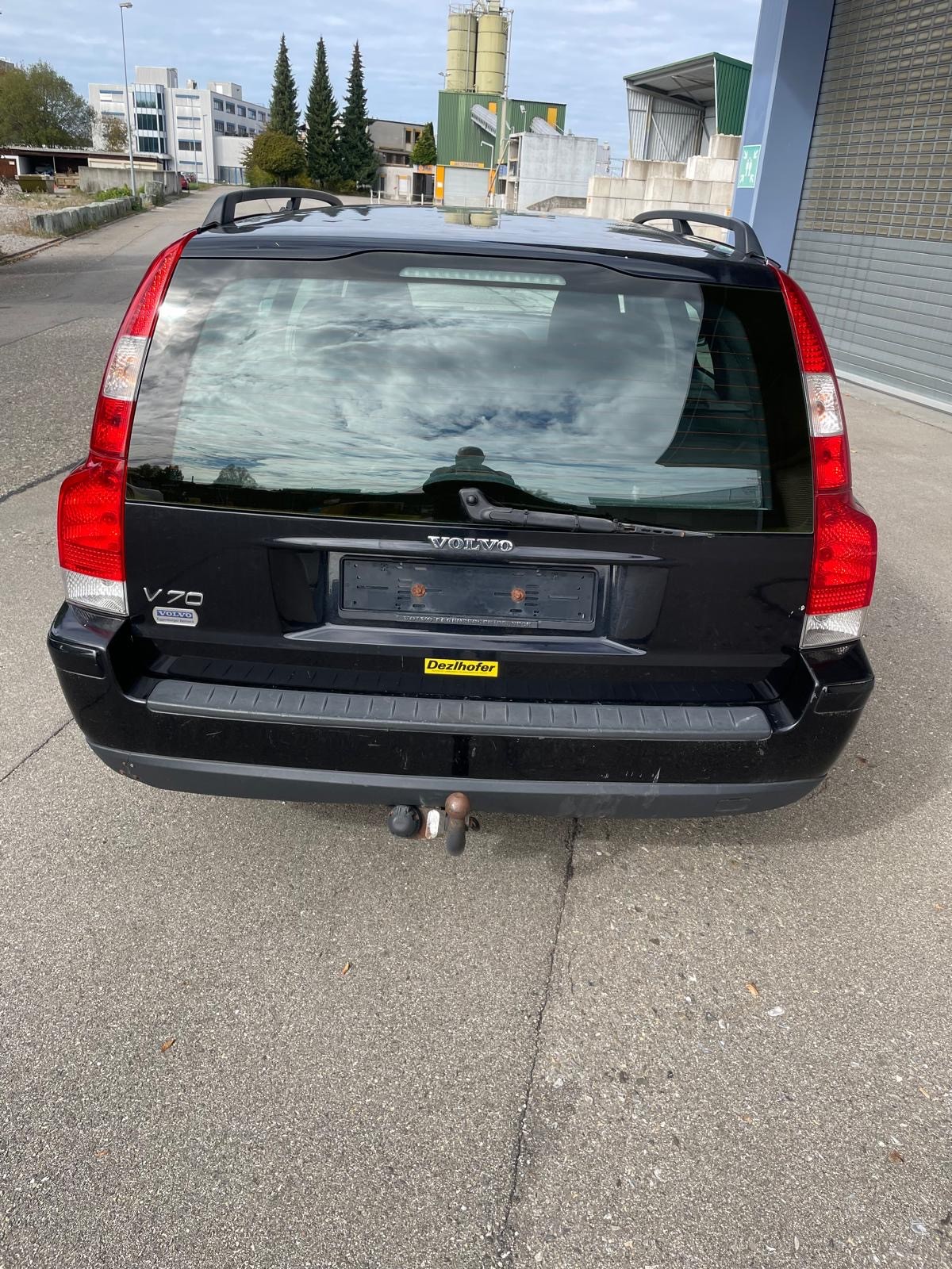 VOLVO V70 2.4 Momentum-image-3