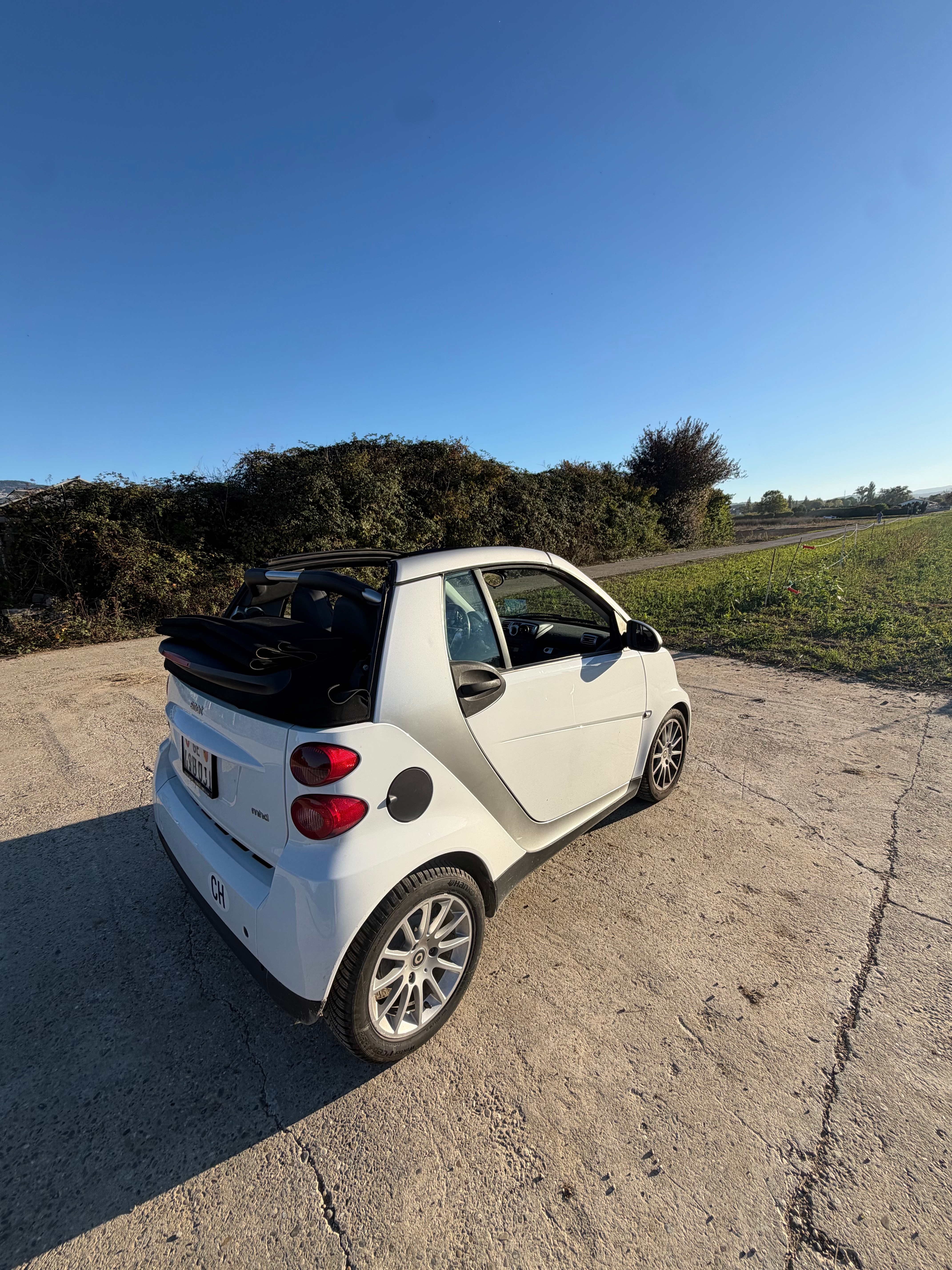 Car photo