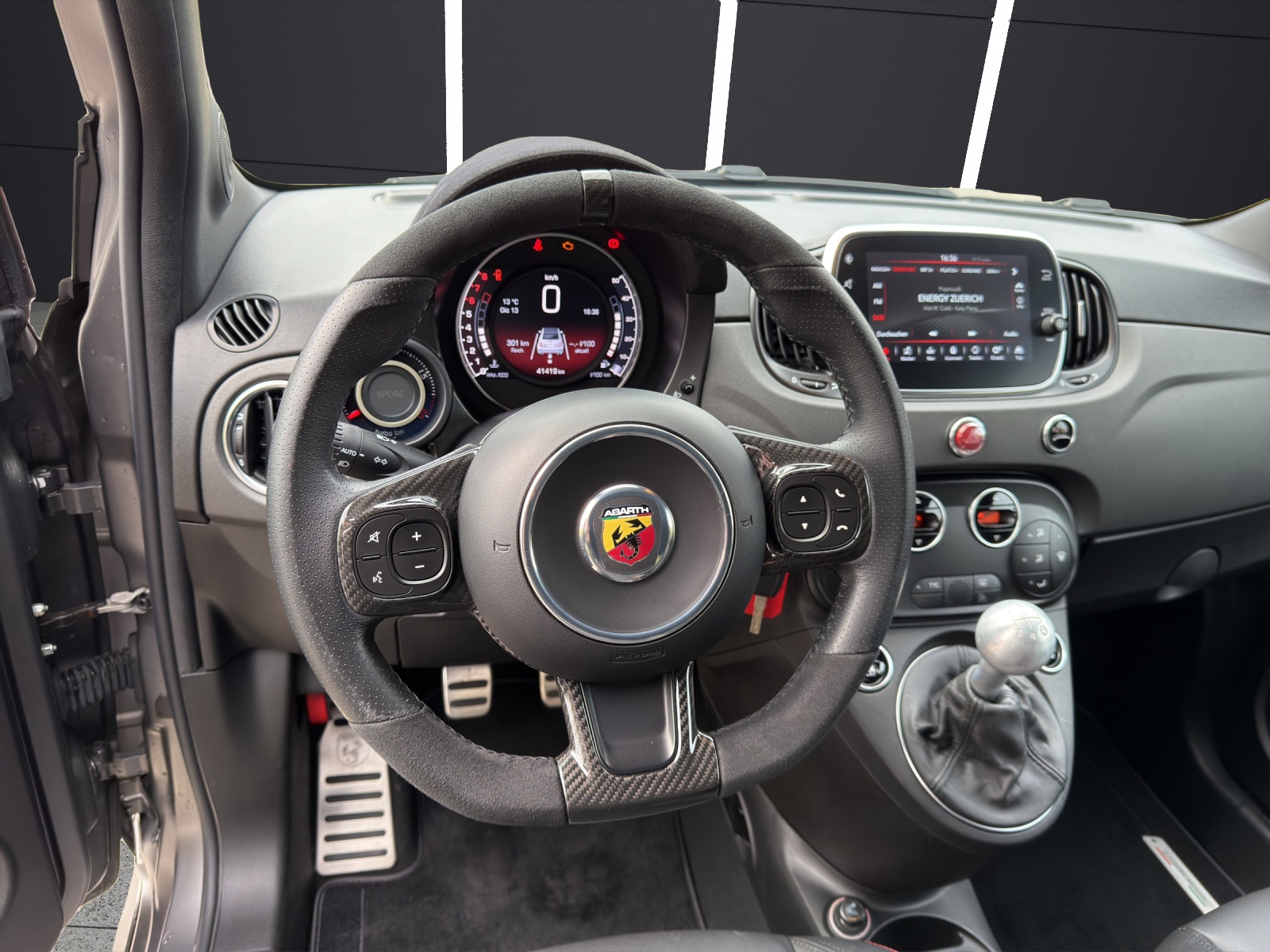 FIAT 595 1.4 16V Turbo Abarth Competizione-image-13