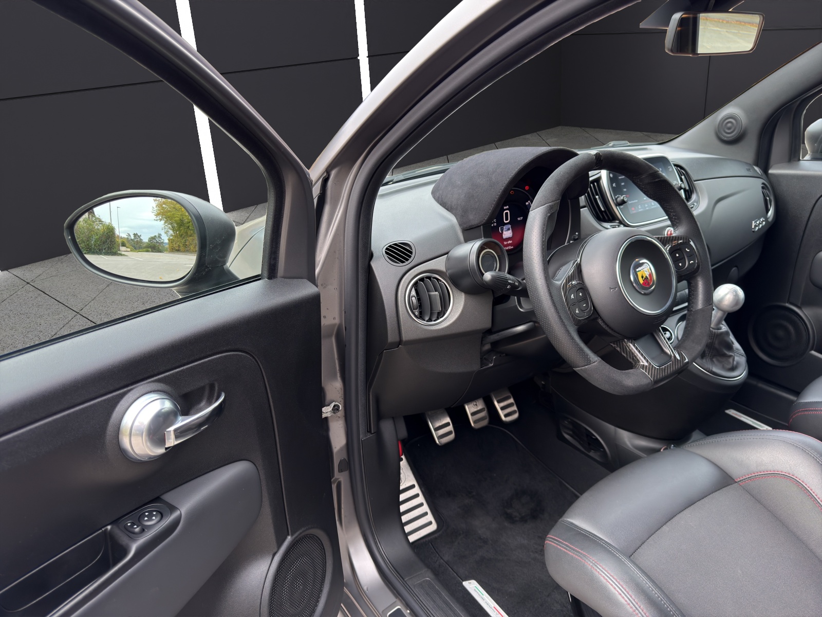 FIAT 595 1.4 16V Turbo Abarth Competizione-image-9