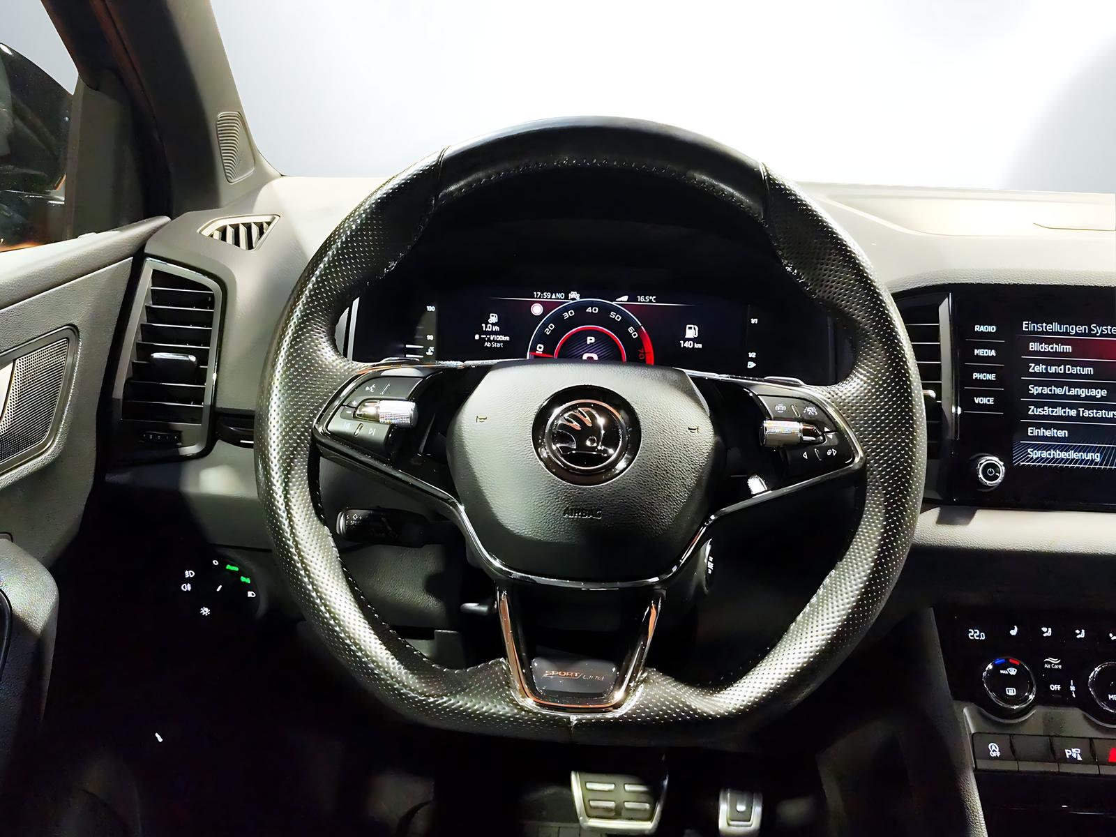 SKODA Karoq 2.0 TSI SportLine DSG 4x4-image-10