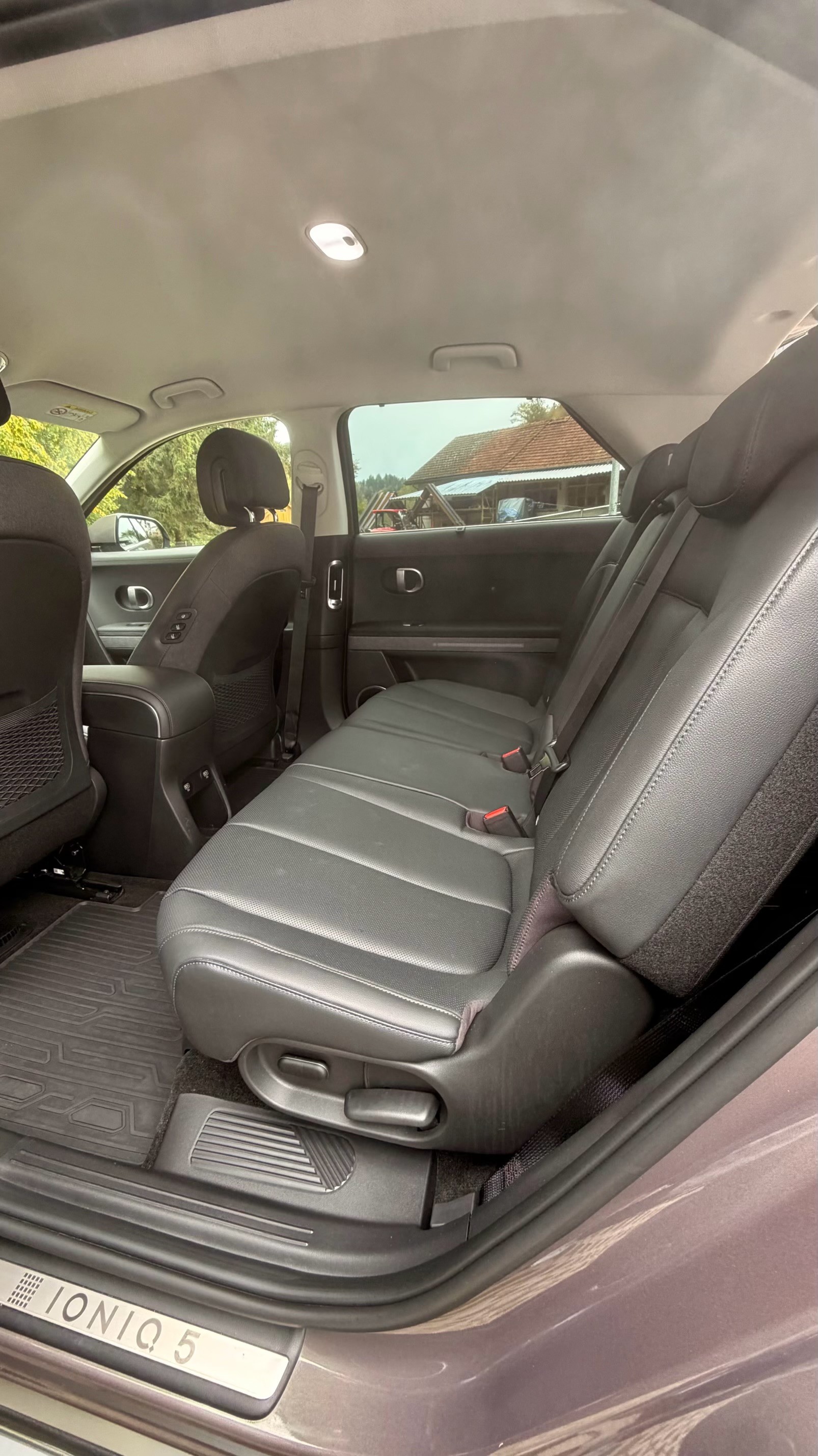 HYUNDAI UNIQ-Edition-image-4