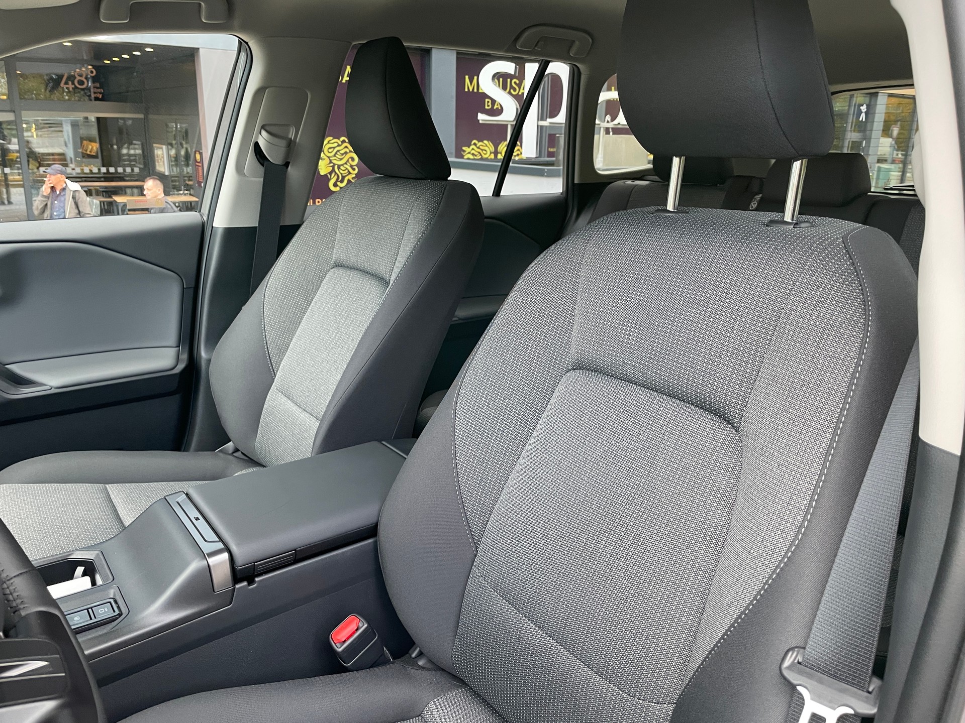 TOYOTA RAV-4 2.5 PHEV Trend e-CVT AWD, NEW RAV4!-image-15