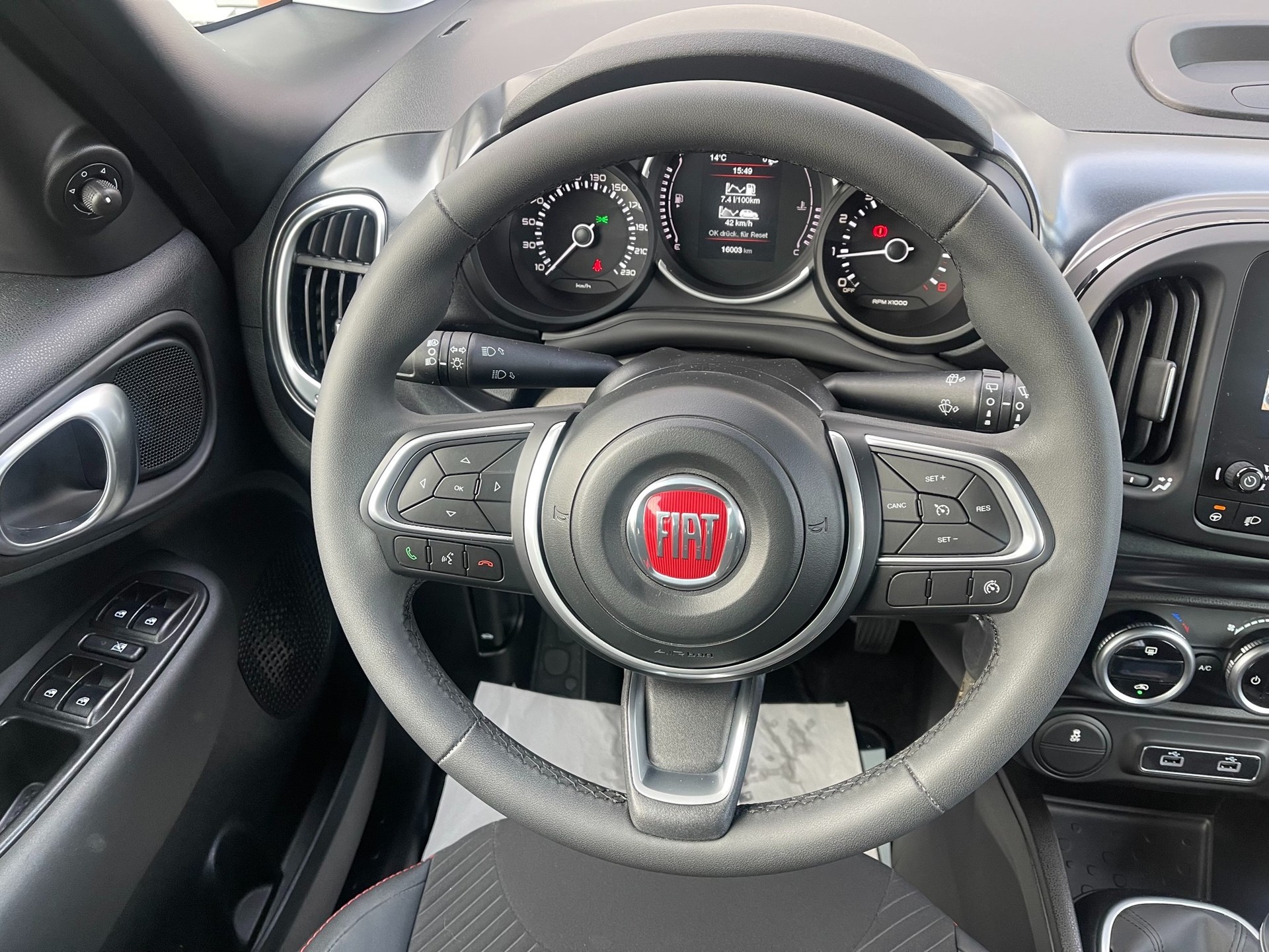 FIAT 500L Wagon 1.4 Sport*TOP ZUSTAND*NUR 16000 KM*-image-8