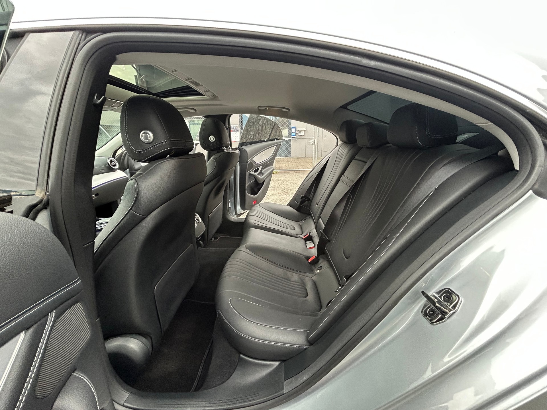 MERCEDES-BENZ CLS 450 4Matic Avantgarde 9G-Tronic-image-15