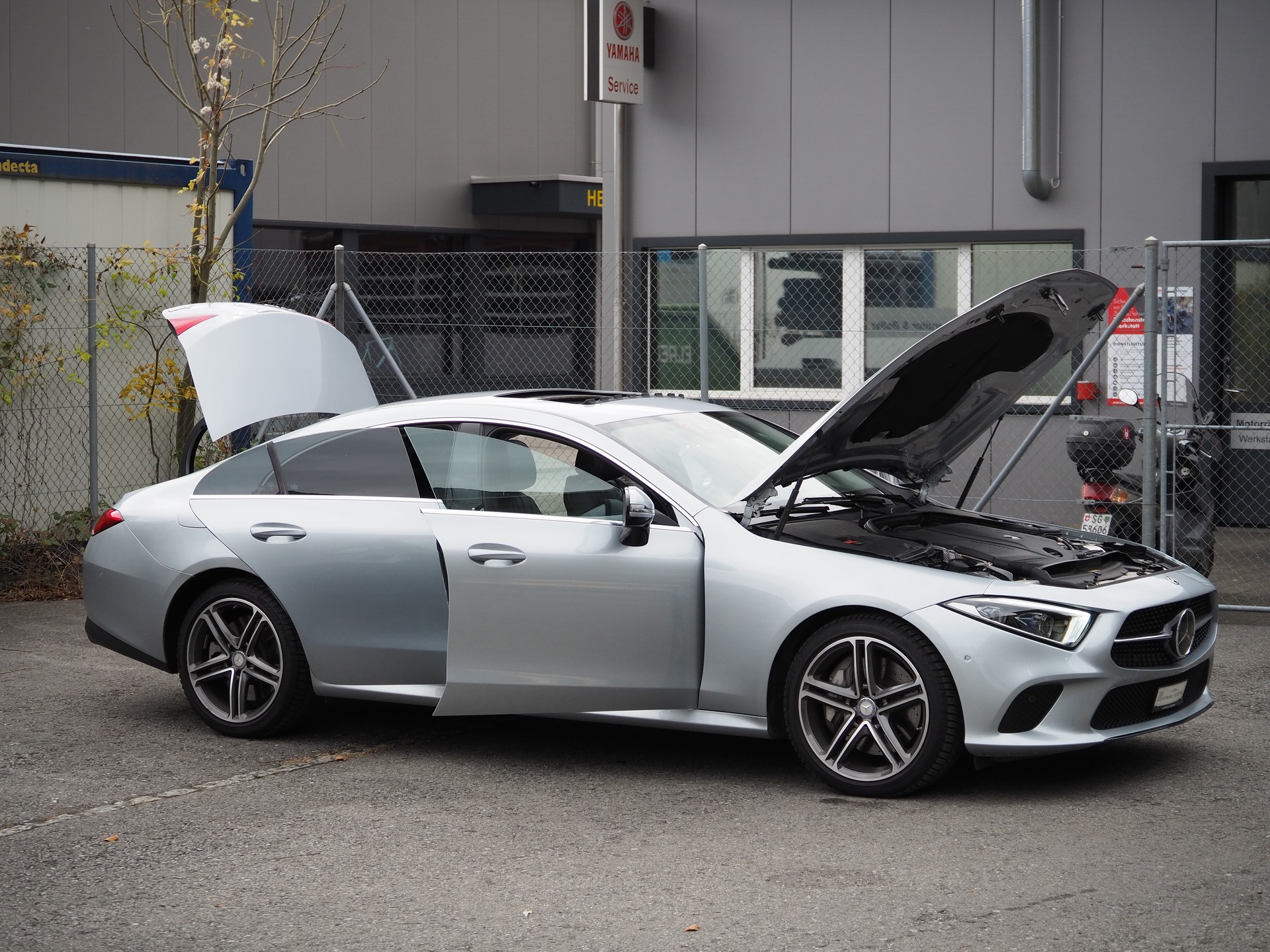MERCEDES-BENZ CLS 450 4Matic Avantgarde 9G-Tronic-image-6