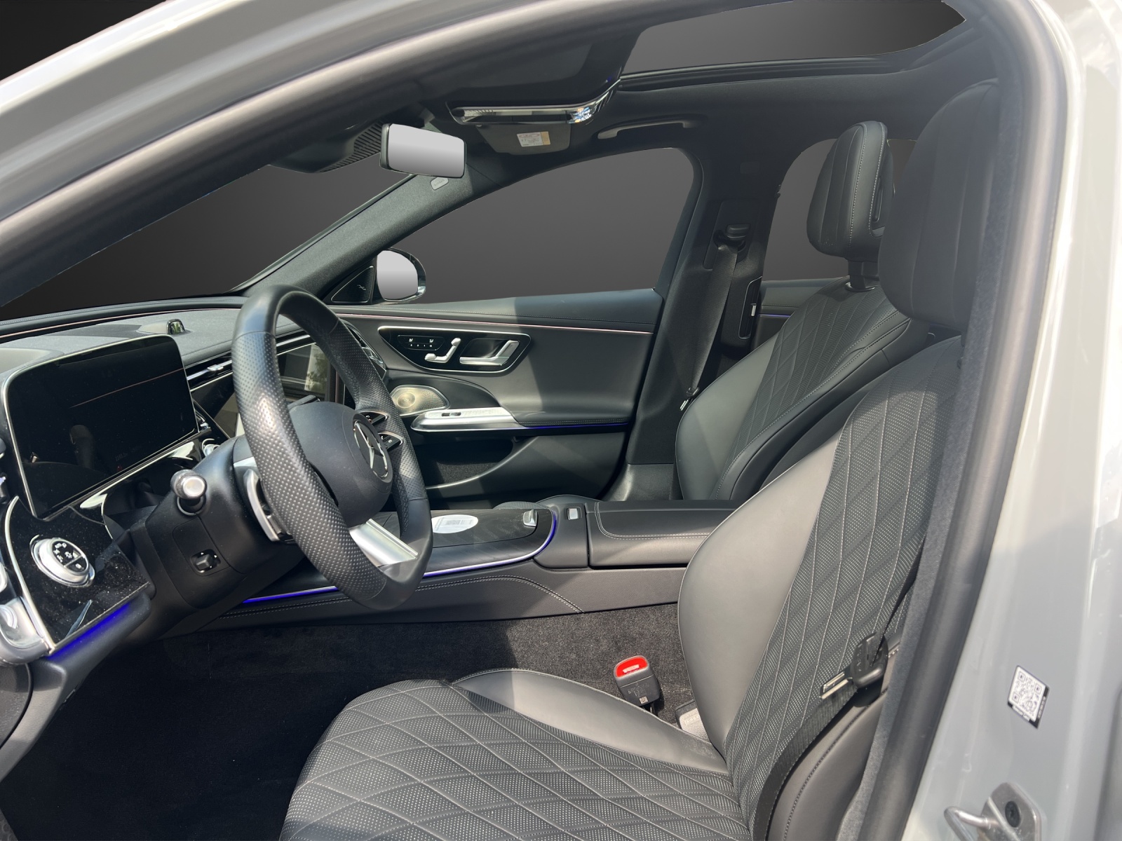 MERCEDES-BENZ E 220 d 4Matic 9G-Tronic-image-9