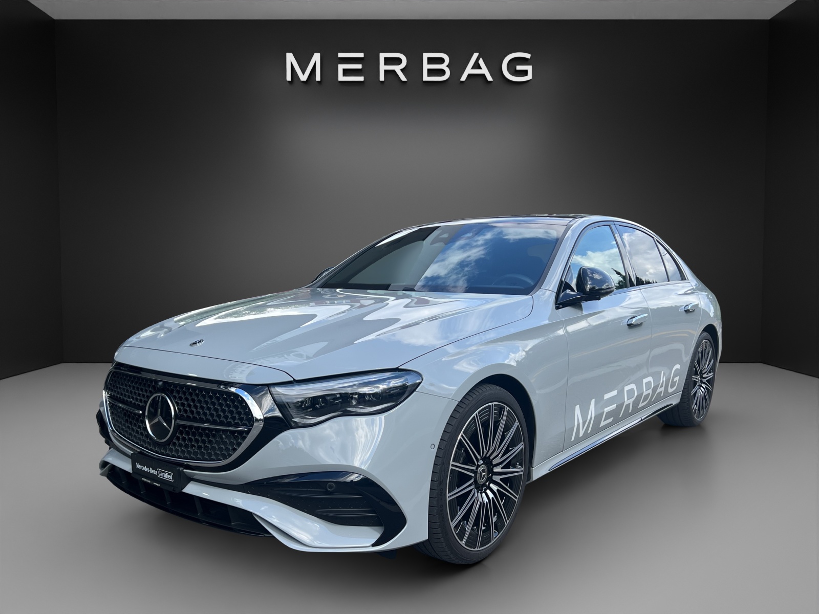 MERCEDES-BENZ E 220 d 4Matic 9G-Tronic-image-6