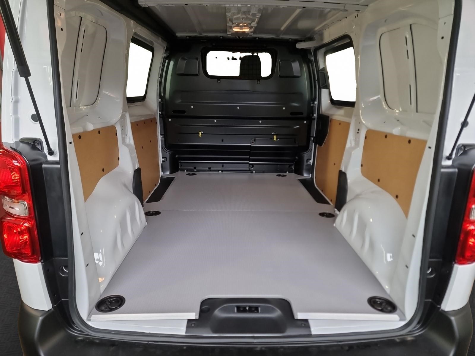 CITROEN Jumpy Kaw. M 1.5 BlueHDi 120 Swiss Edition S/S-image-11
