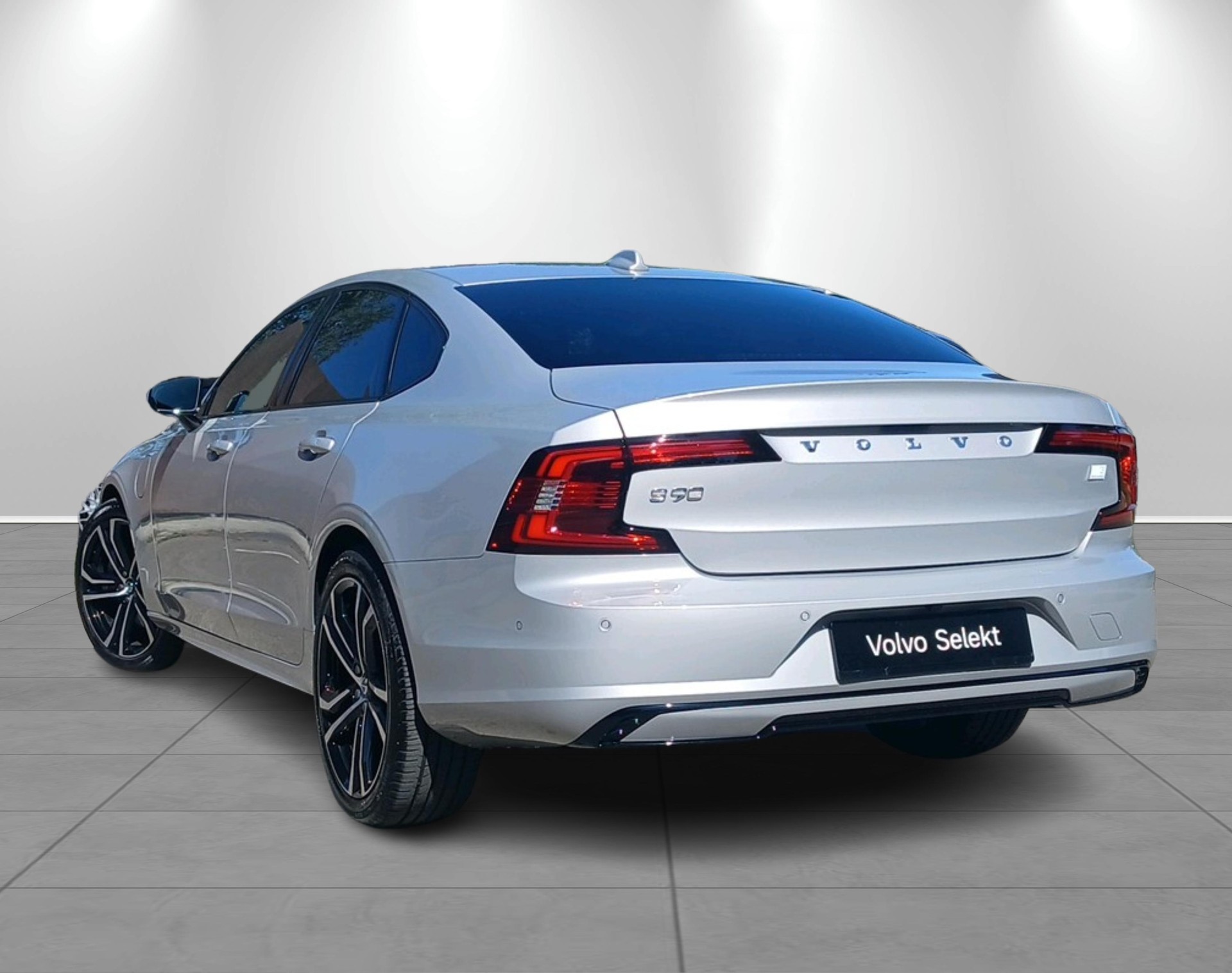 VOLVO S90 2.0 T8 TE Ultimate Dark eA-image-1