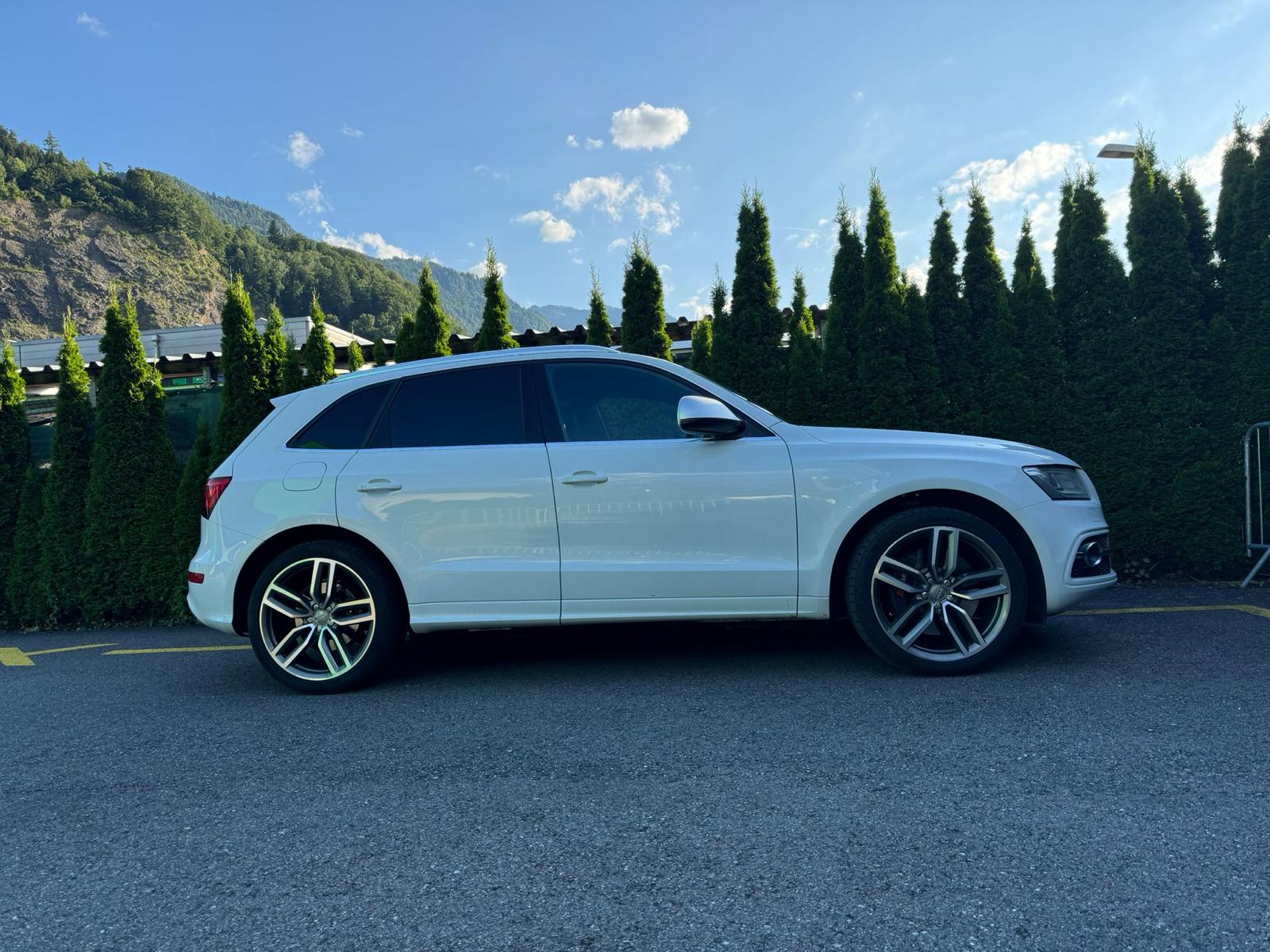 AUDI SQ5 3.0 TDI quattro tiptronic-image-4