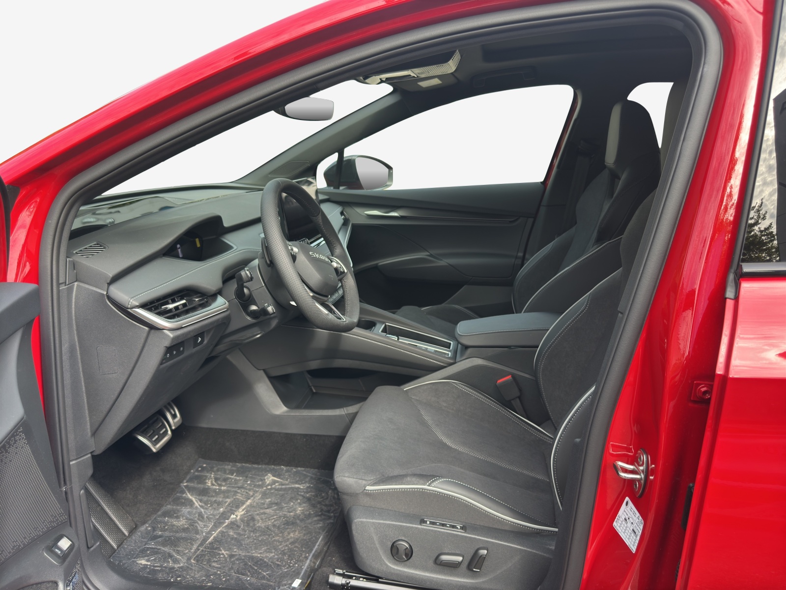 SKODA Enyaq 85x Sportline 4x4-image-8