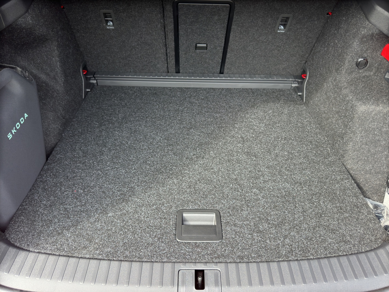 SKODA Enyaq 85x Sportline 4x4-image-13