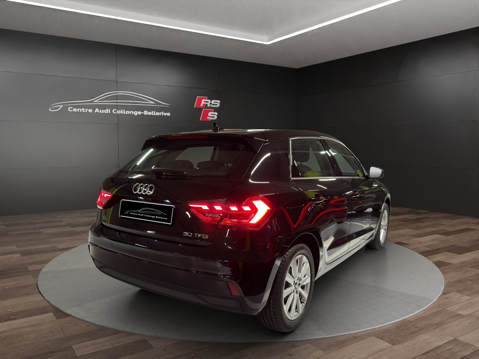 AUDI A1 Sportback 30 TFSI Attraction S-tronic-image-5