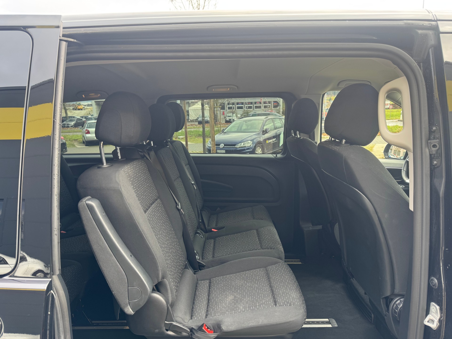 MERCEDES-BENZ Vito 116 CDI Lang Select Tourer 4Matic 9G-Tronic-image-13