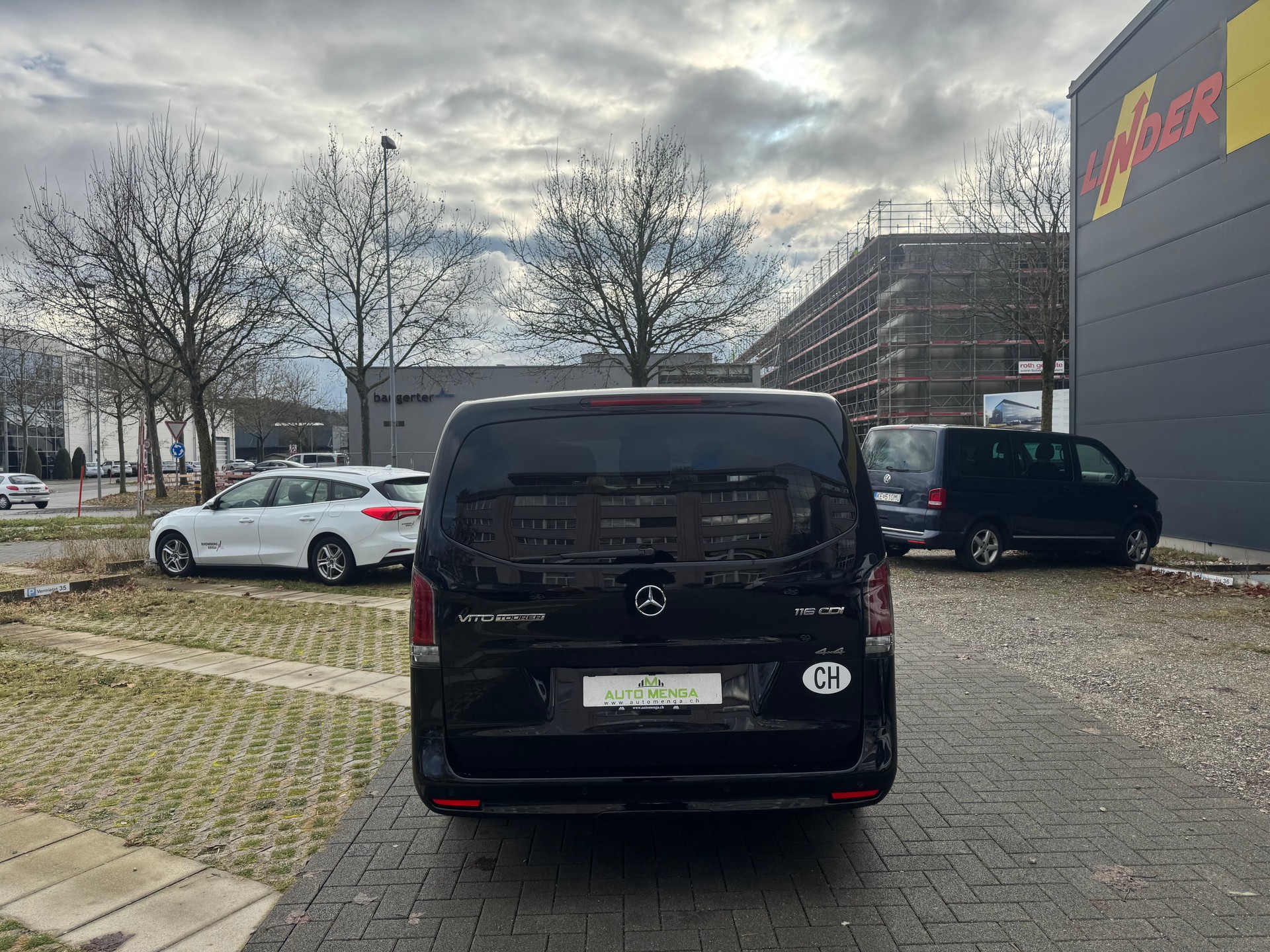 MERCEDES-BENZ Vito 116 CDI Lang Select Tourer 4Matic 9G-Tronic-image-5