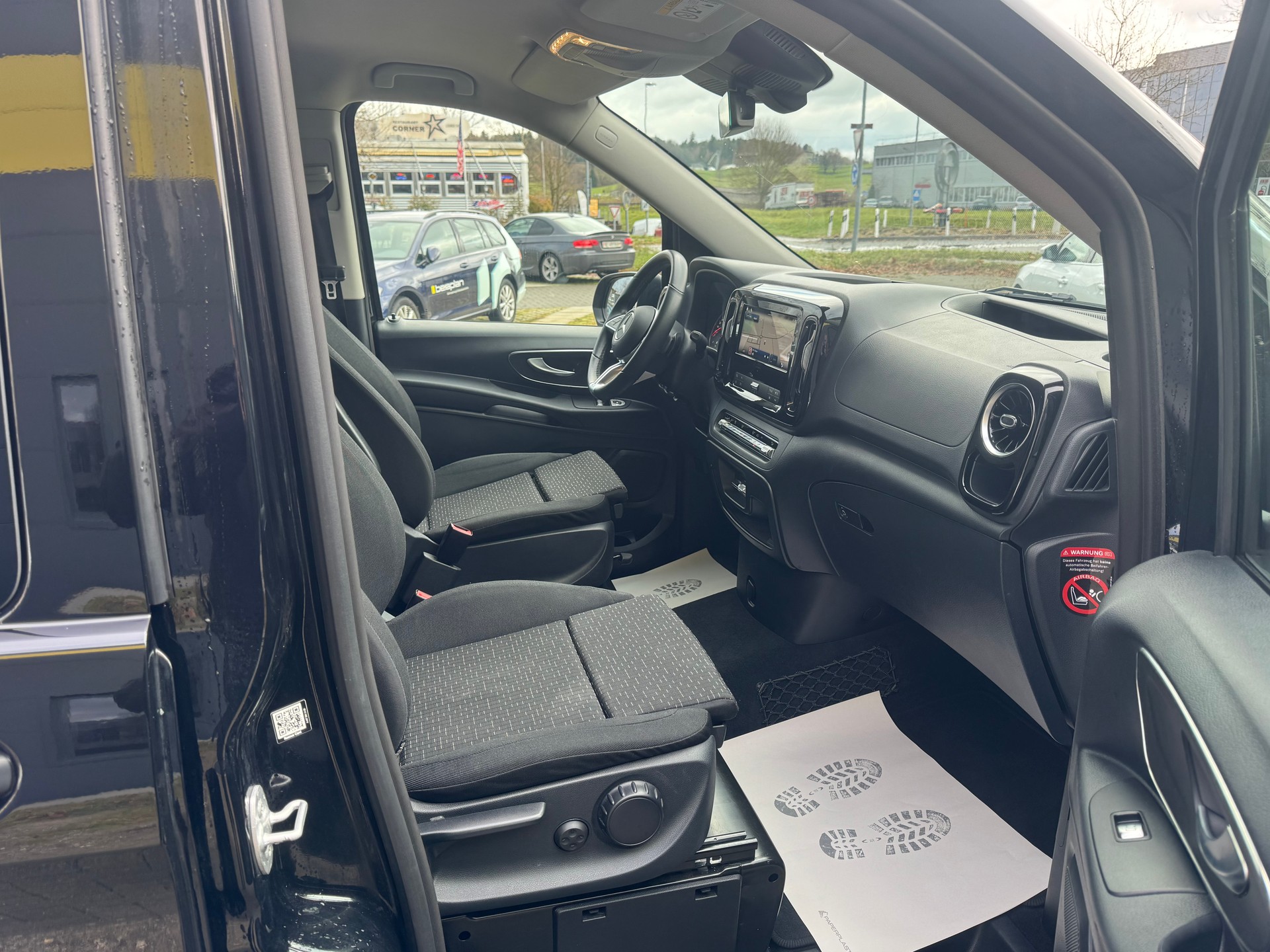 MERCEDES-BENZ Vito 116 CDI Lang Select Tourer 4Matic 9G-Tronic-image-10