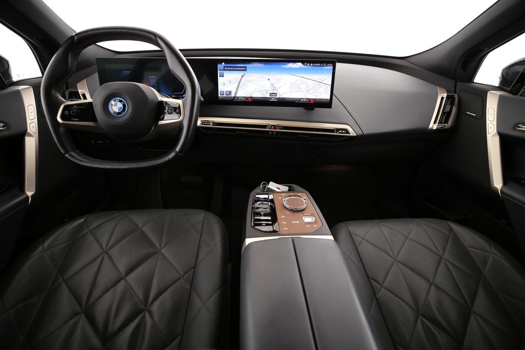 BMW iX xDrive50-image-5