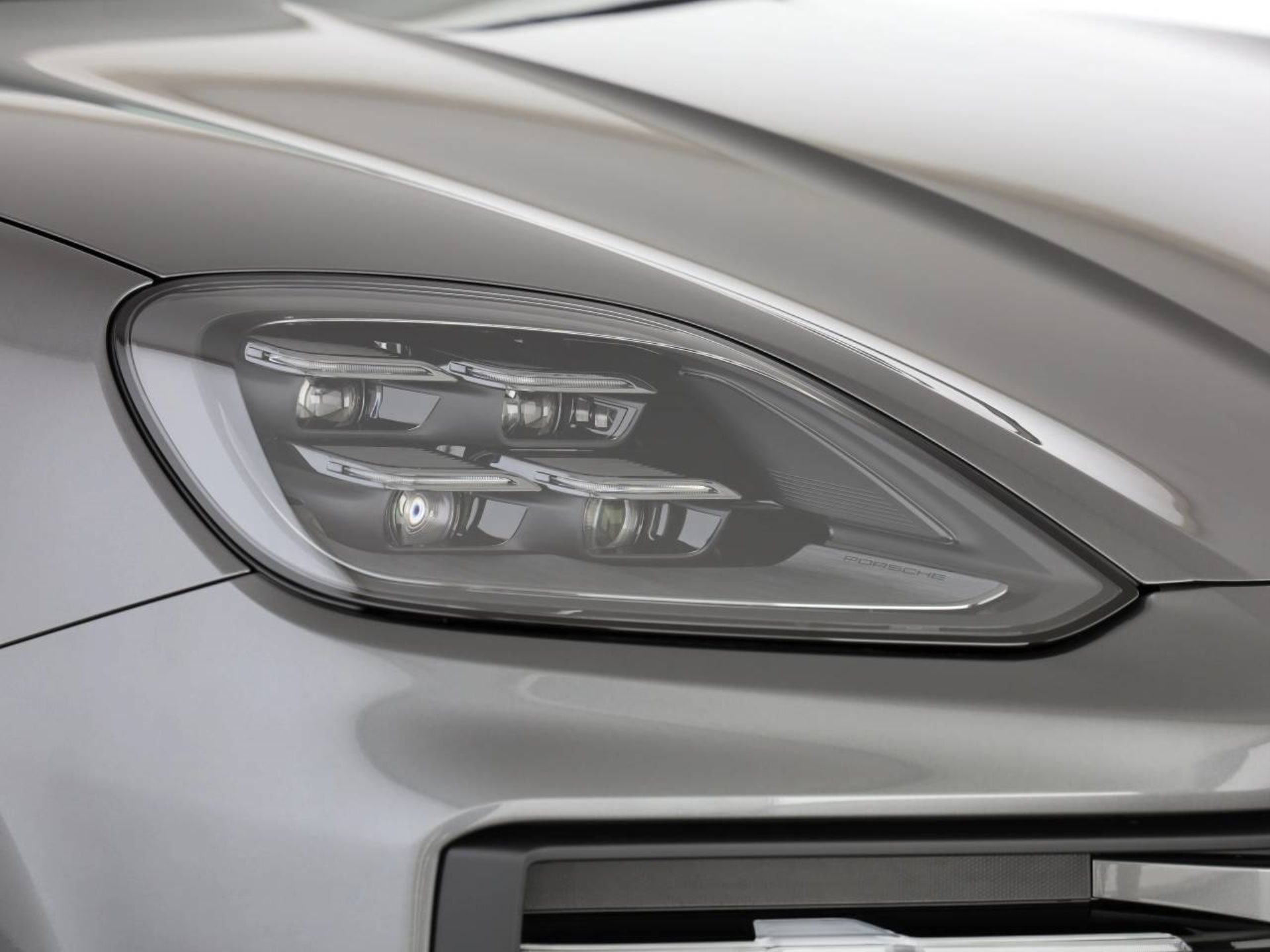 PORSCHE Cayenne E-Hybrid Coupé-image-23