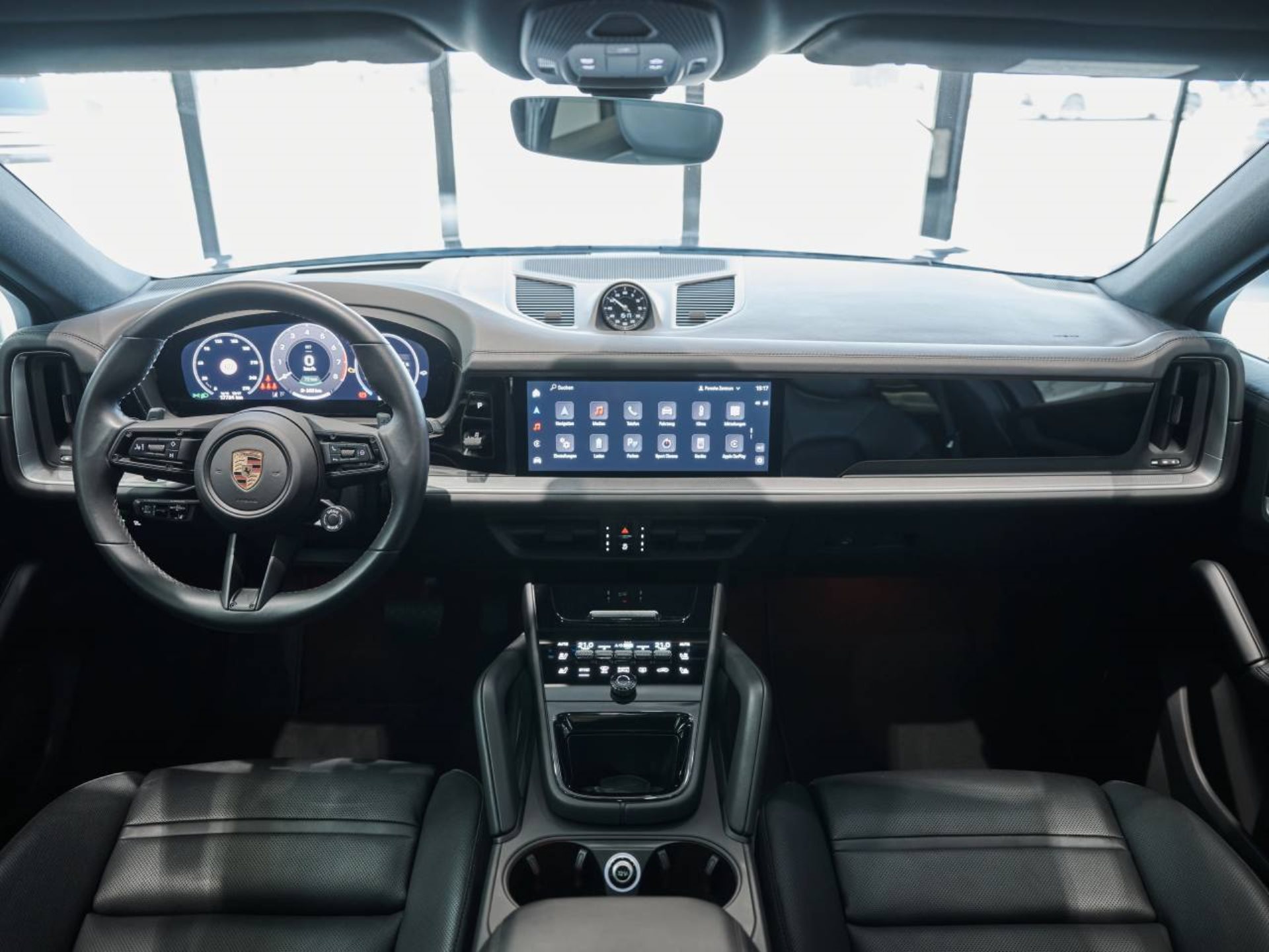 PORSCHE Cayenne E-Hybrid Coupé-image-15