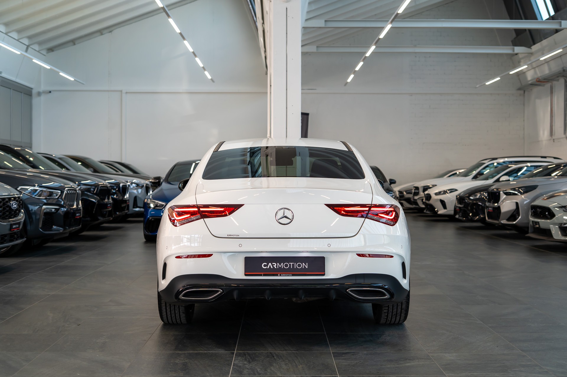 MERCEDES-BENZ CLA 200 d AMG Line 4matic Ambiente-Beleuchtung / Sitzheizung / Navi-image-4