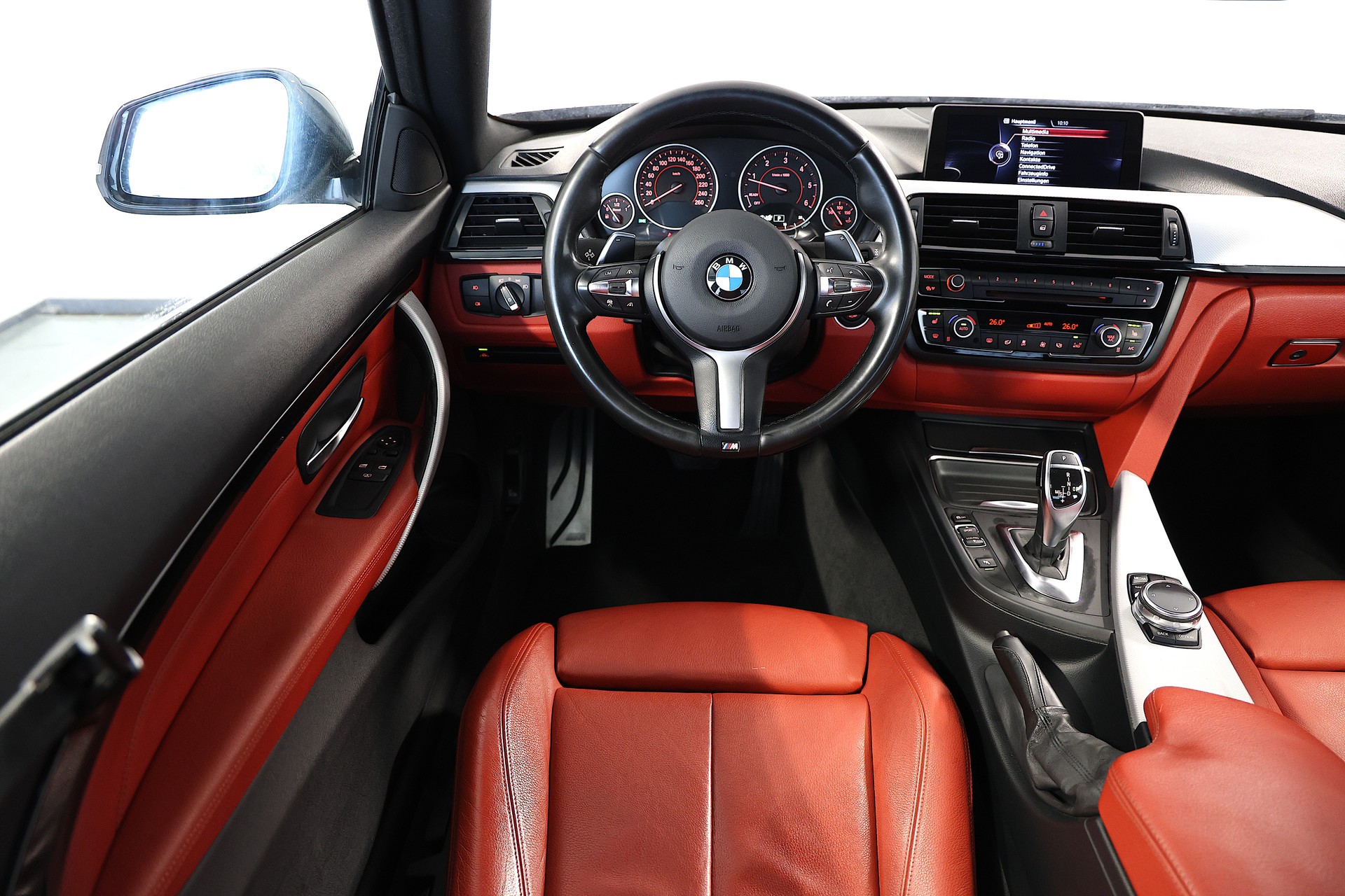 BMW 420d Coupé M-Sport xDrive Steptronic-image-10