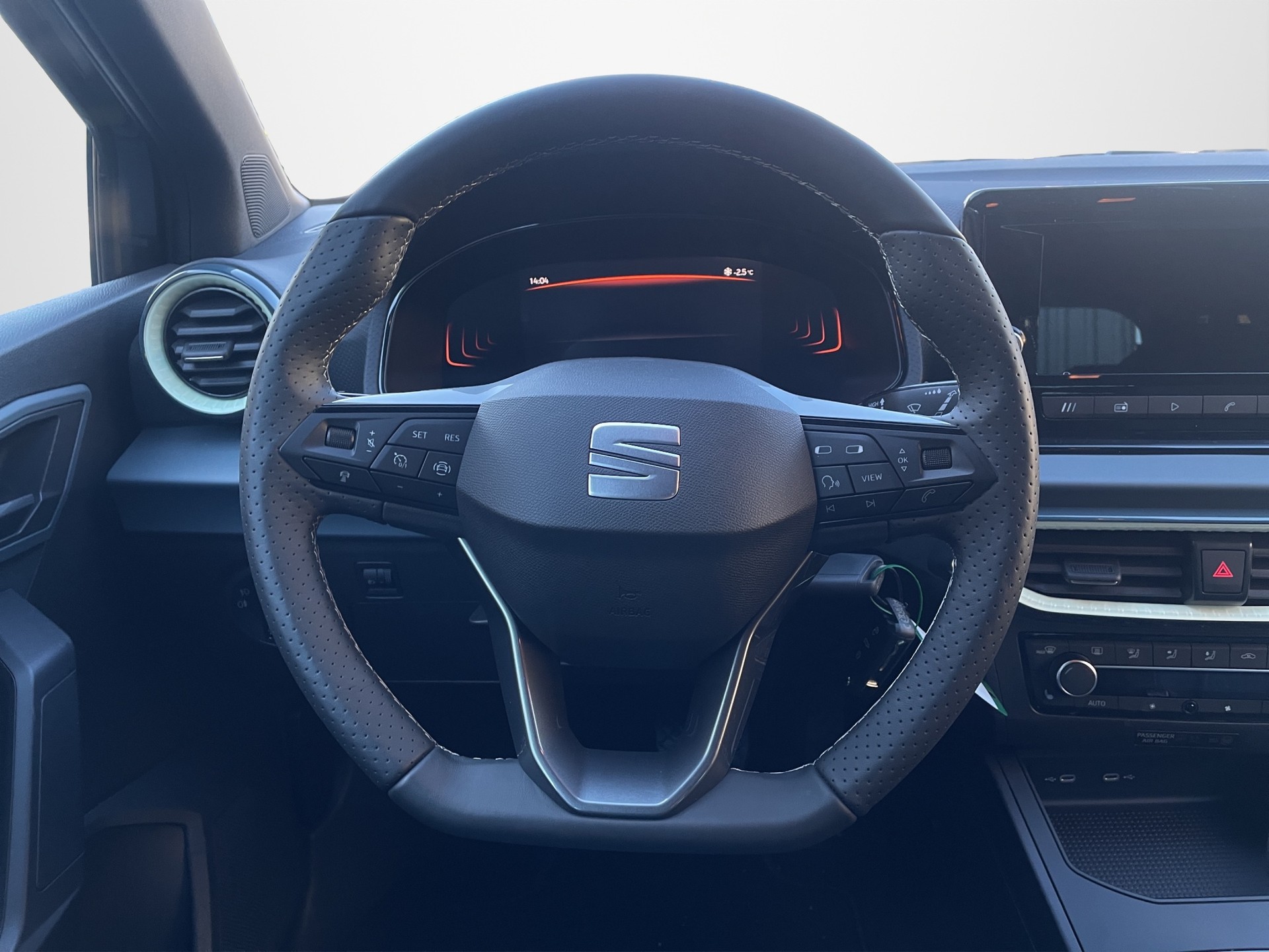 SEAT Arona 1.0 TSI Eco Style DSG-image-9