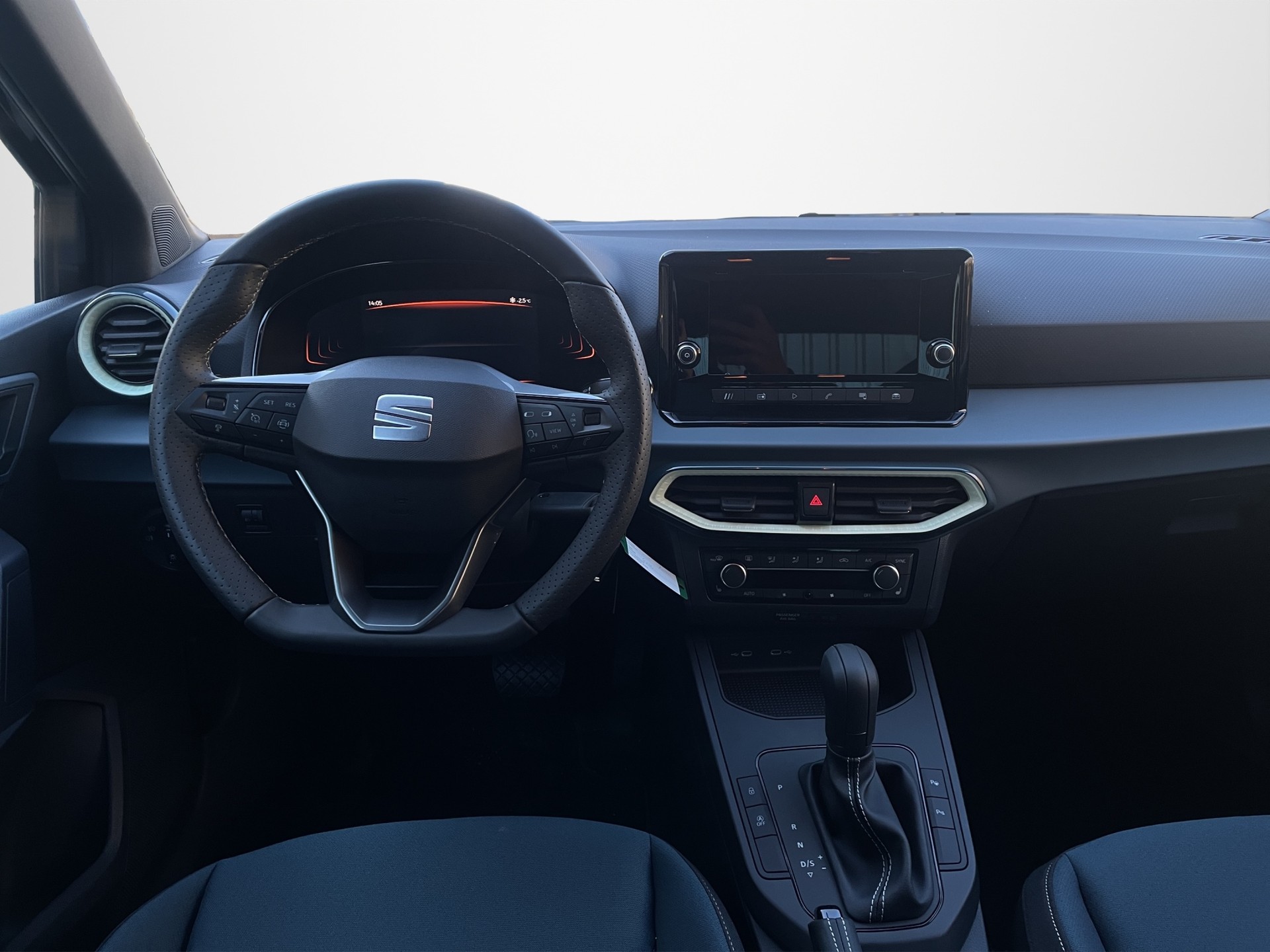 SEAT Arona 1.0 TSI Eco Style DSG-image-13