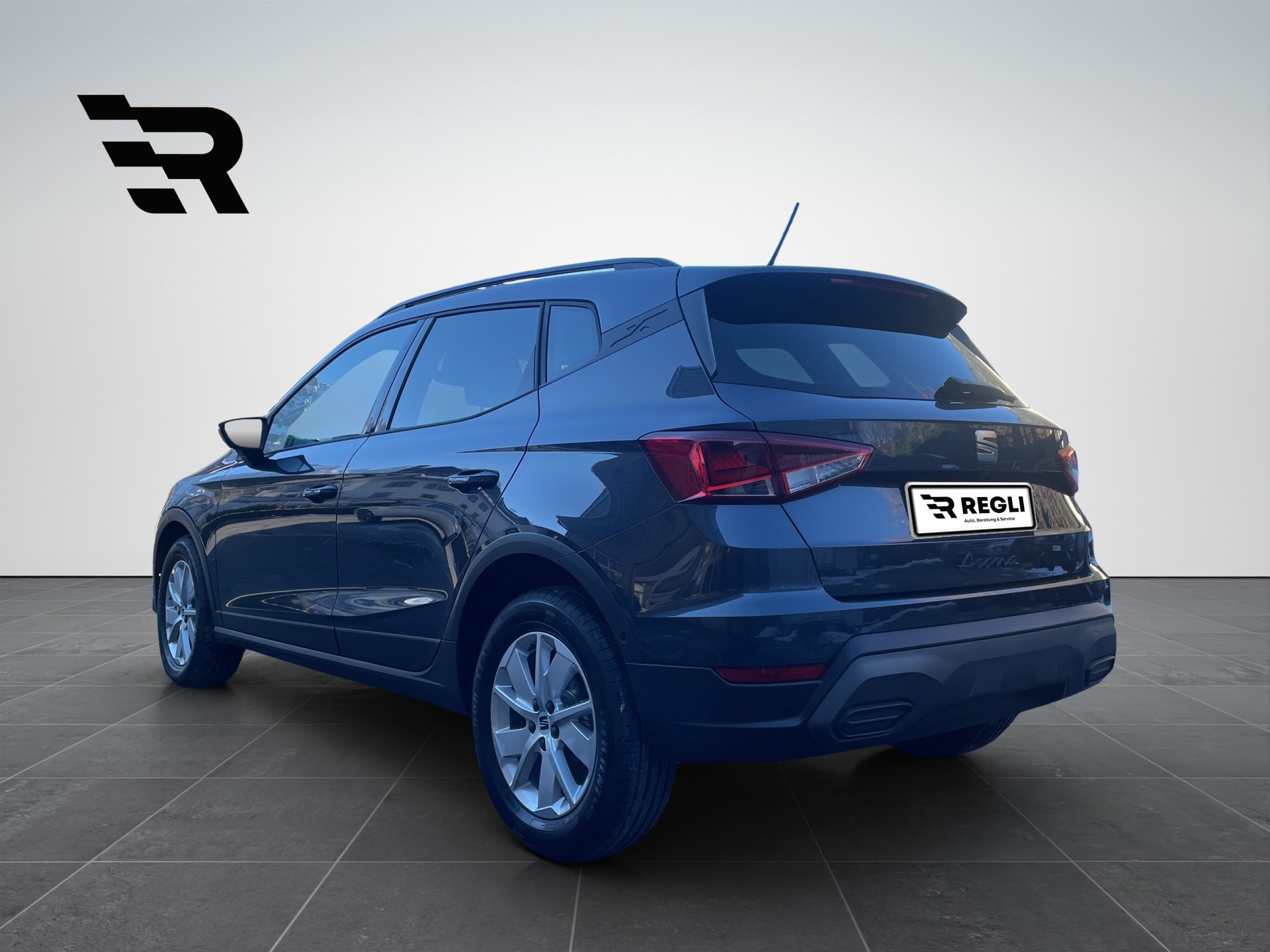 SEAT Arona 1.0 TSI Eco Style DSG-image-2