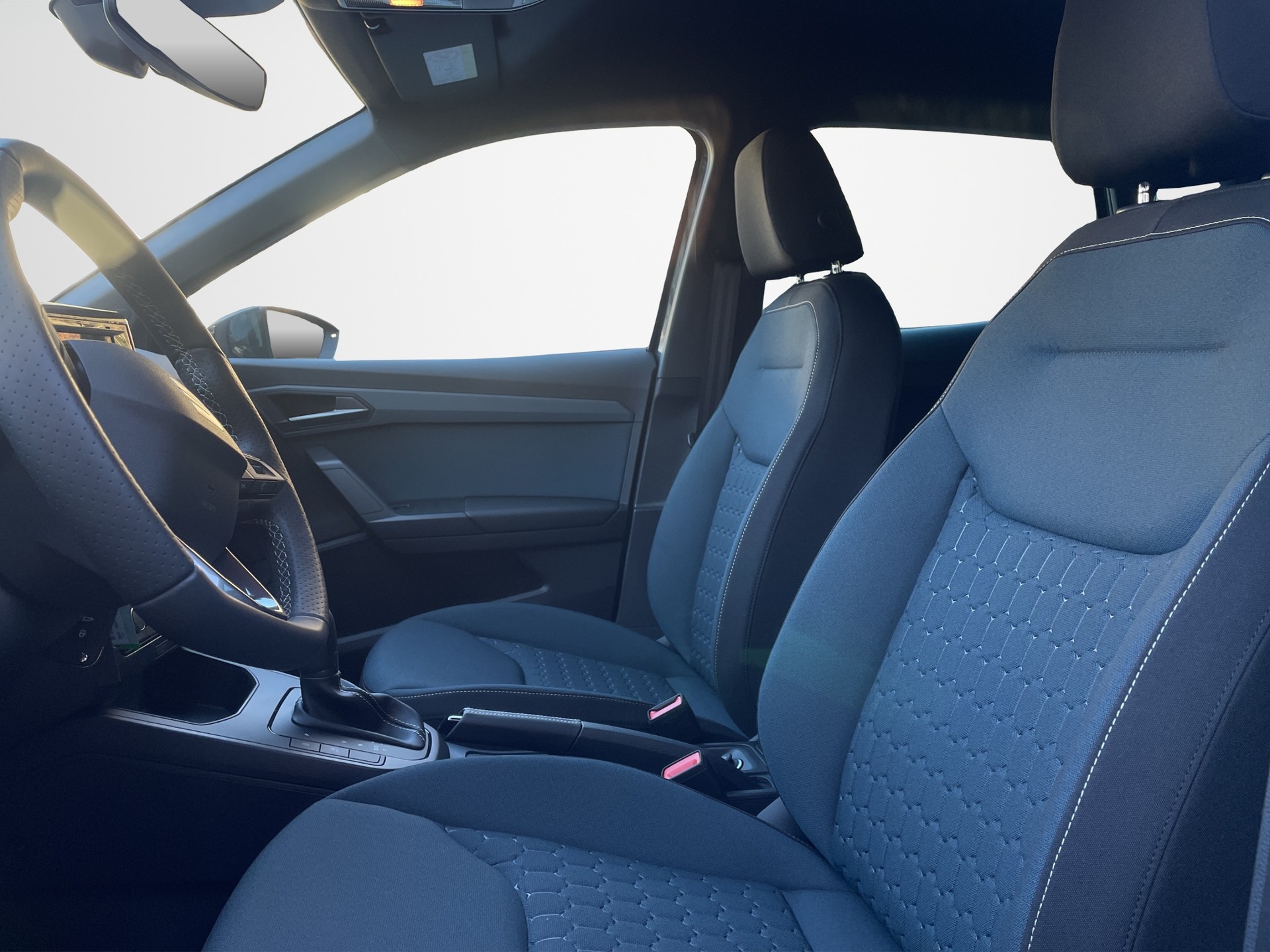 SEAT Arona 1.0 TSI Eco Style DSG-image-8