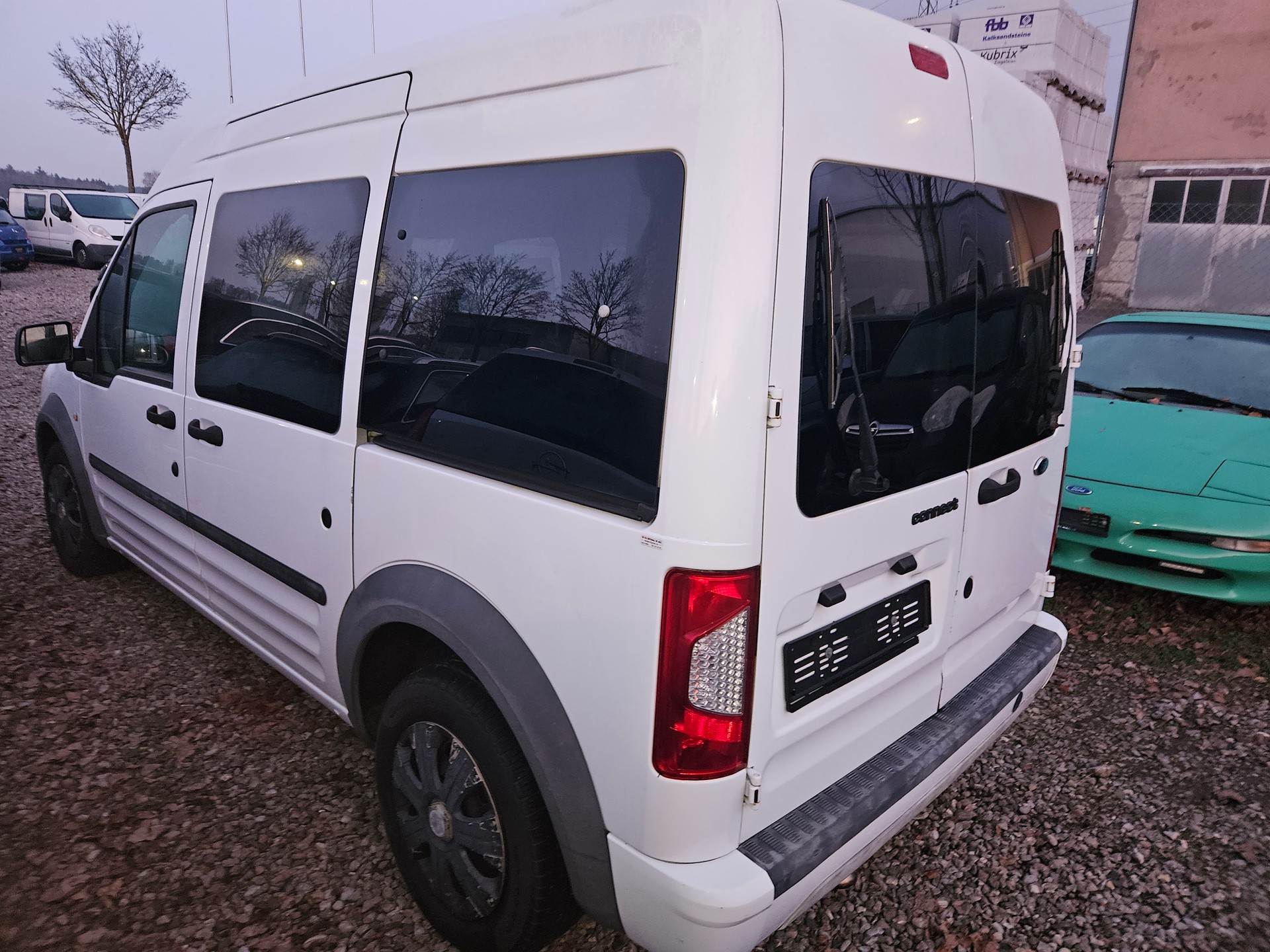 FORD Tourneo Connect M1 230 TDCi L Level 3-image-3