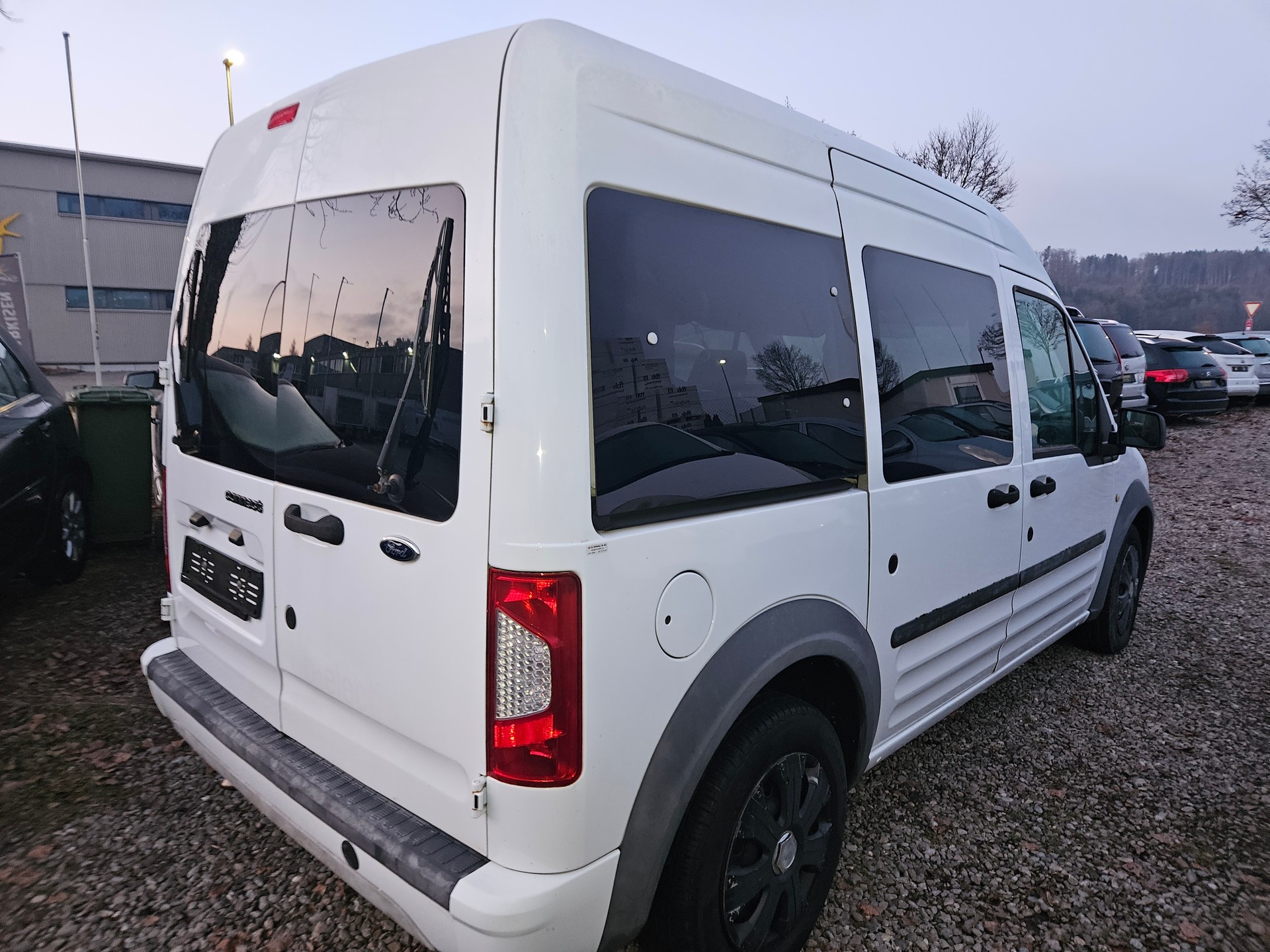FORD Tourneo Connect M1 230 TDCi L Level 3-image-5
