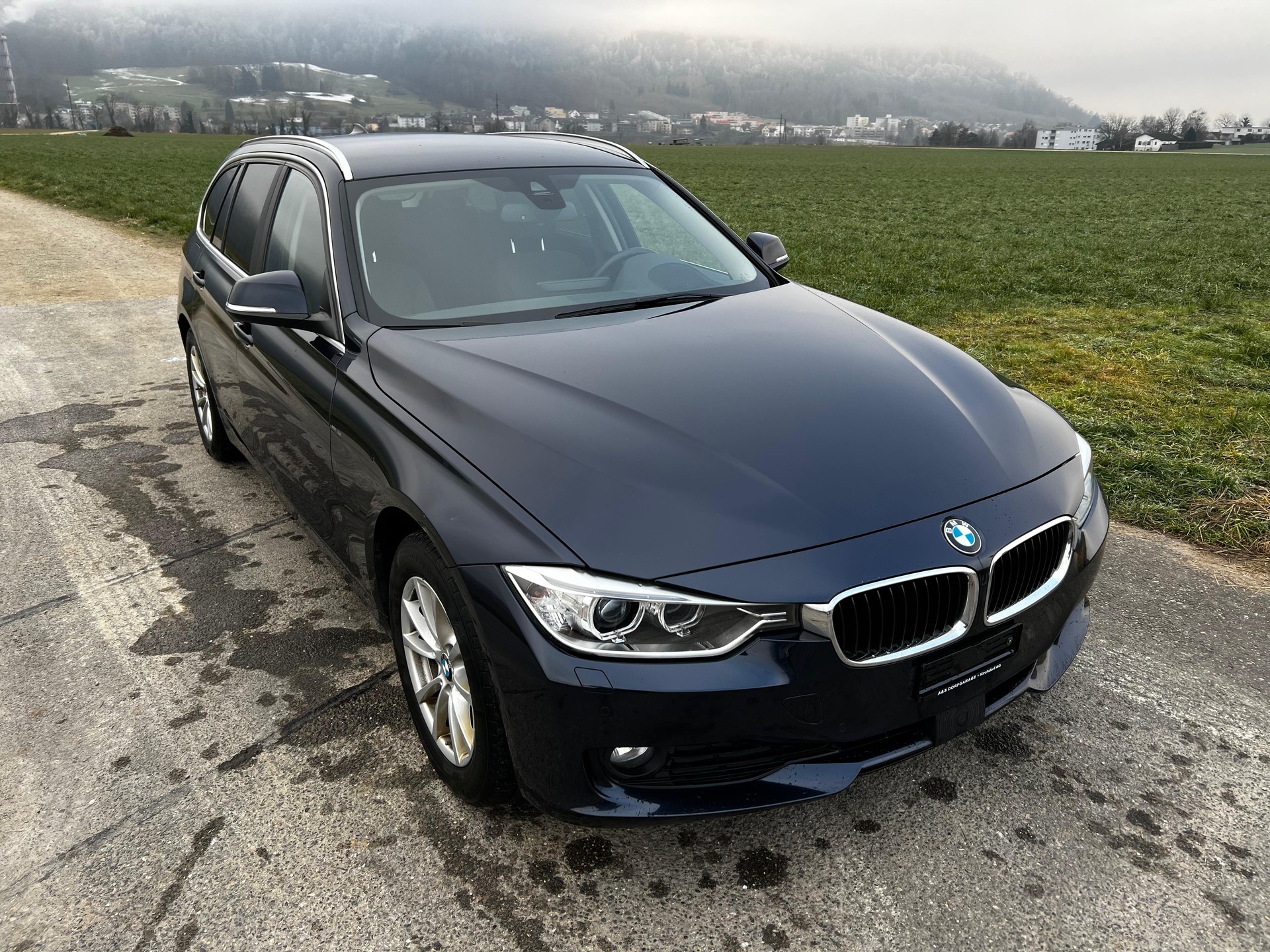 BMW 320d xDrive Touring Steptronic-image-6