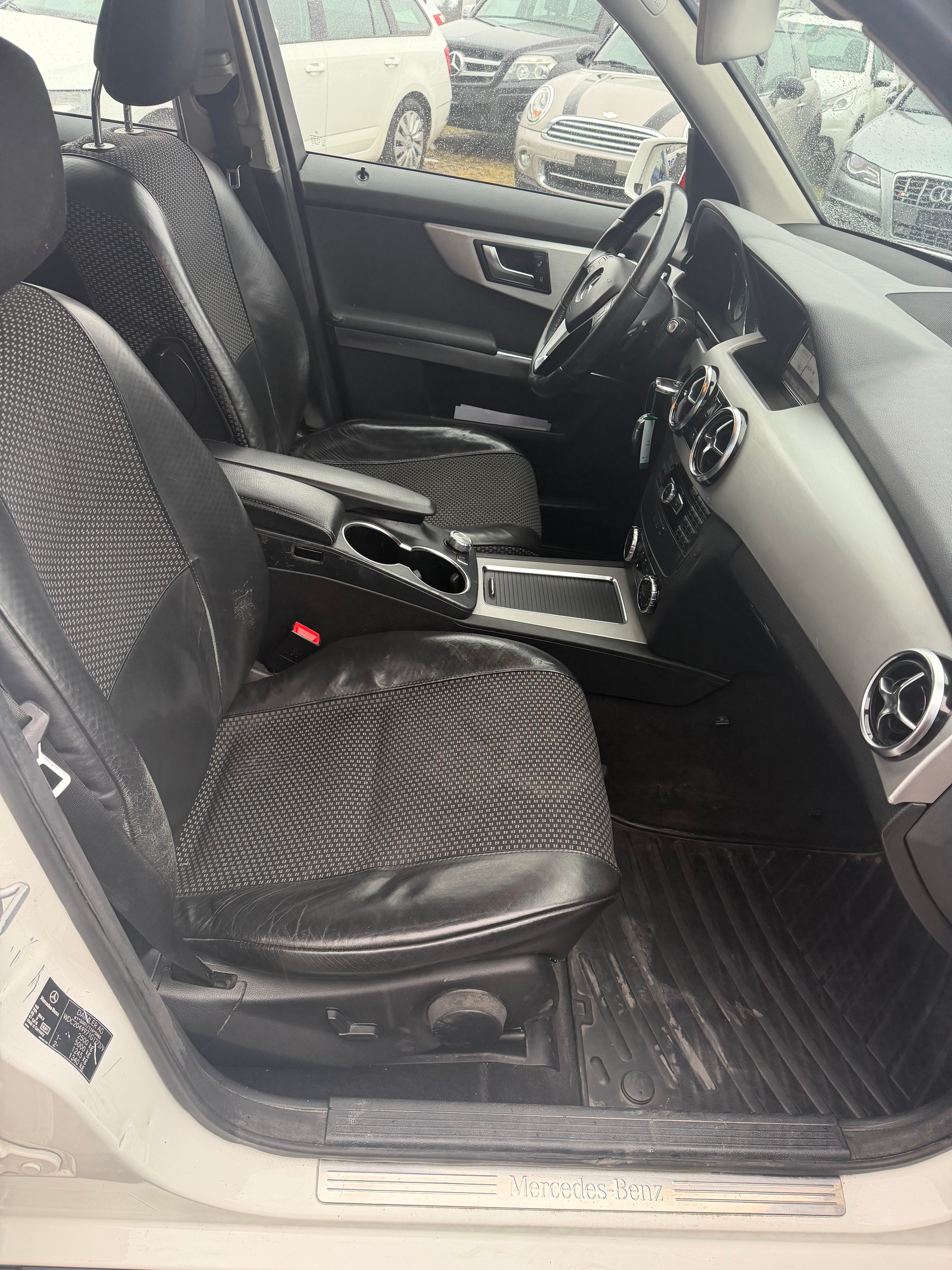 MERCEDES-BENZ GLK 220 BlueTEC 4Matic 7G-Tronic-image-5