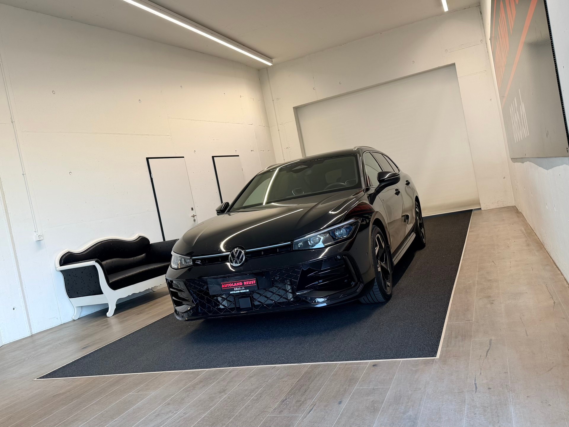 VW Passat Variant 2.0 TDI evo R-Line 4 Motion DSG-image-2