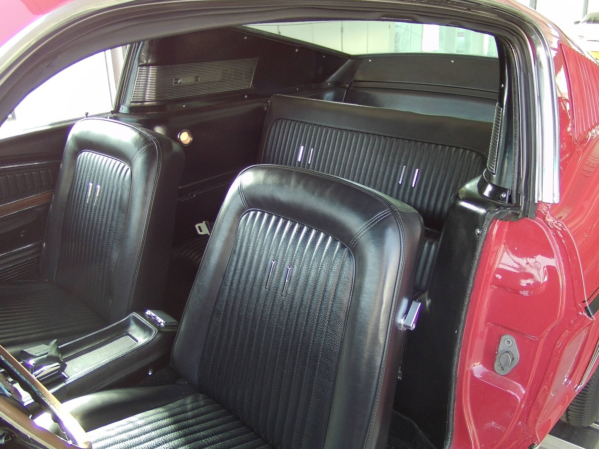 FORD Ford Mustang Fastback GT 390-image-11