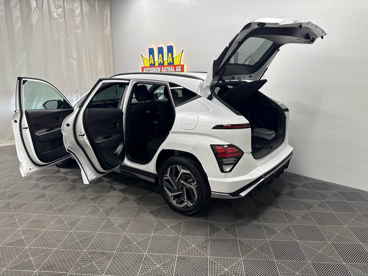 HYUNDAI Kona 1.6 GDi HEV N Line DCT-image-13