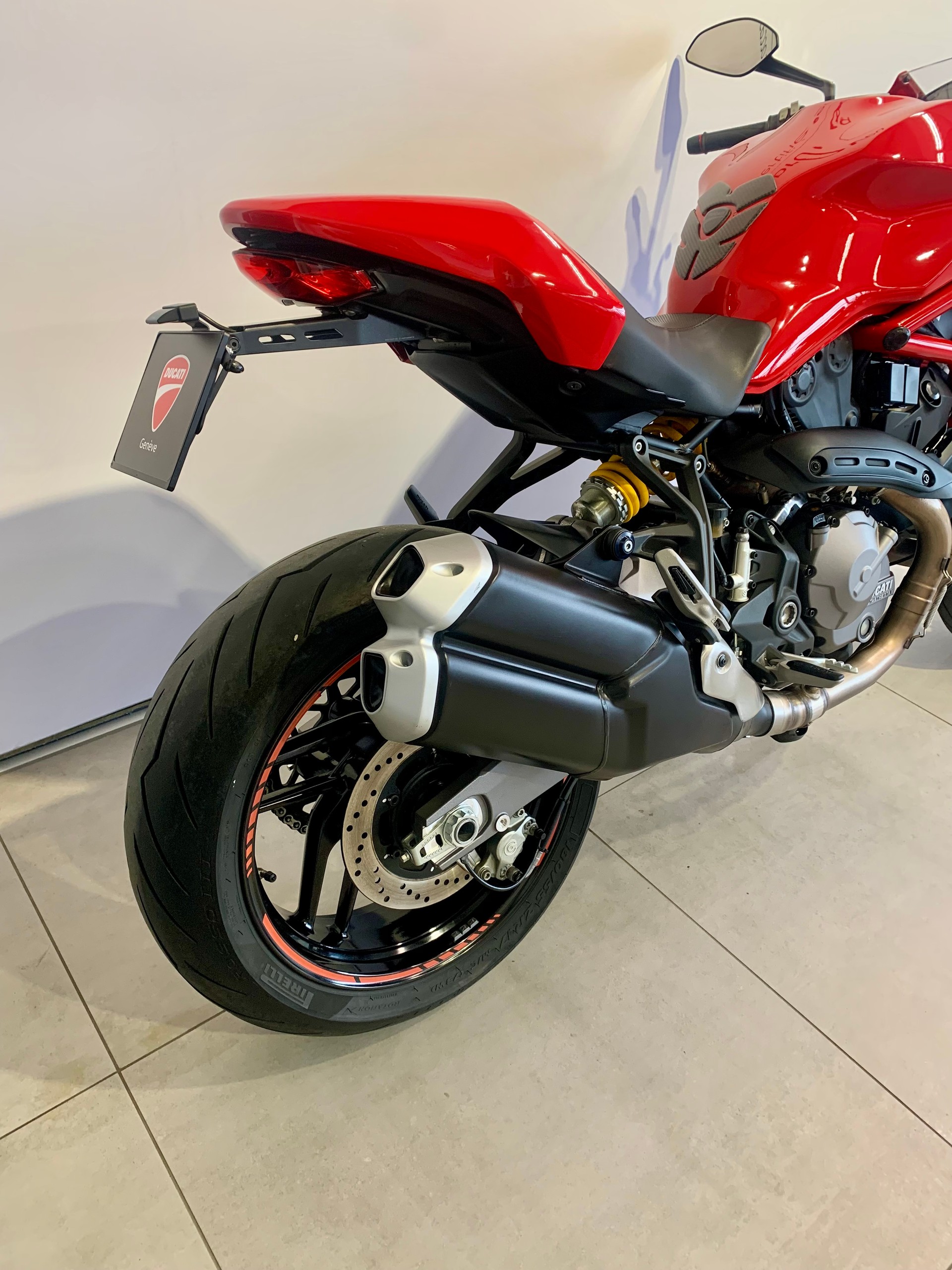 DUCATI Monster 821-image-7