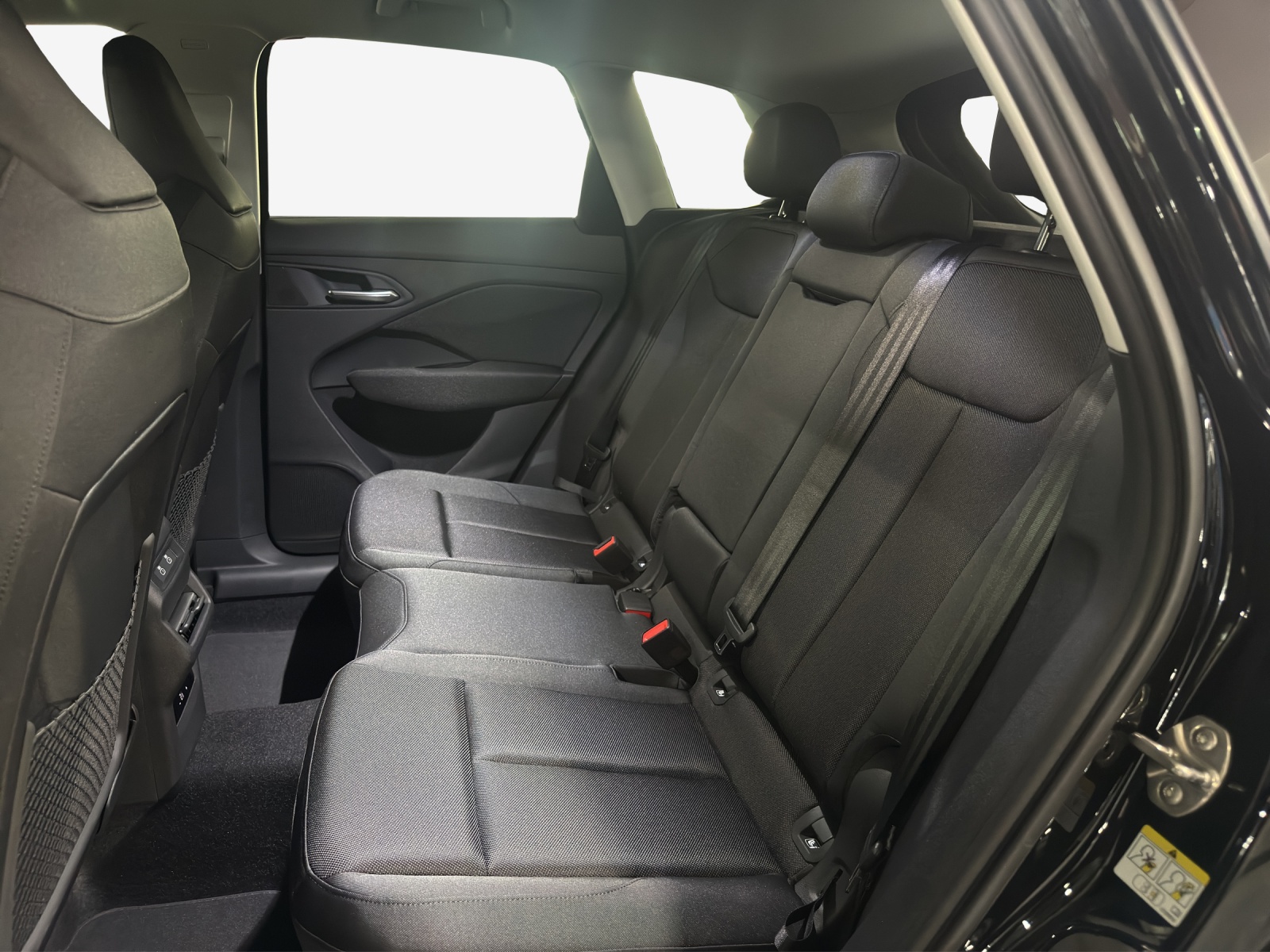 AUDI Q3 SUV 110 kW TFSI S tronic-image-10
