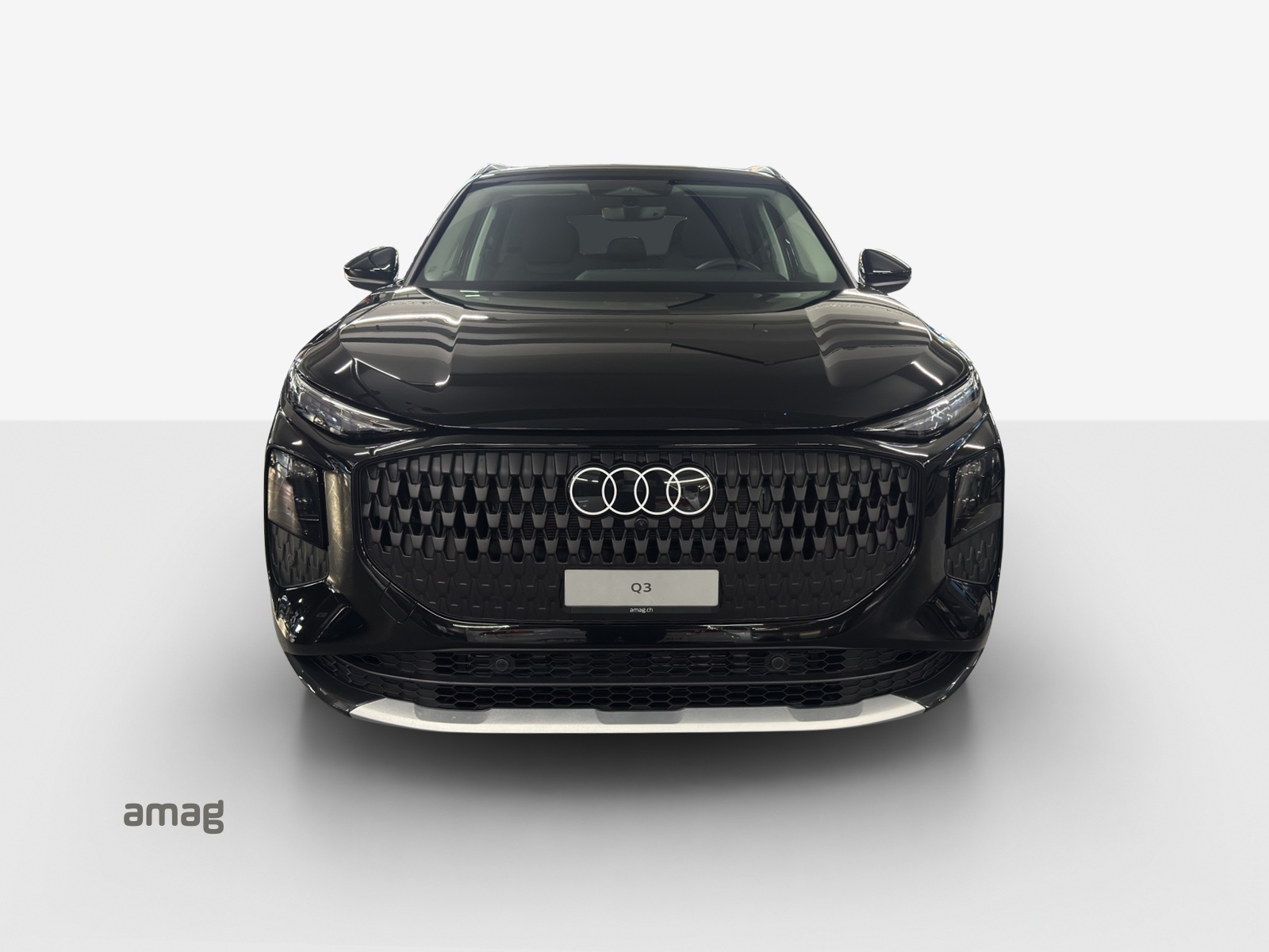 AUDI Q3 SUV 110 kW TFSI S tronic-image-6