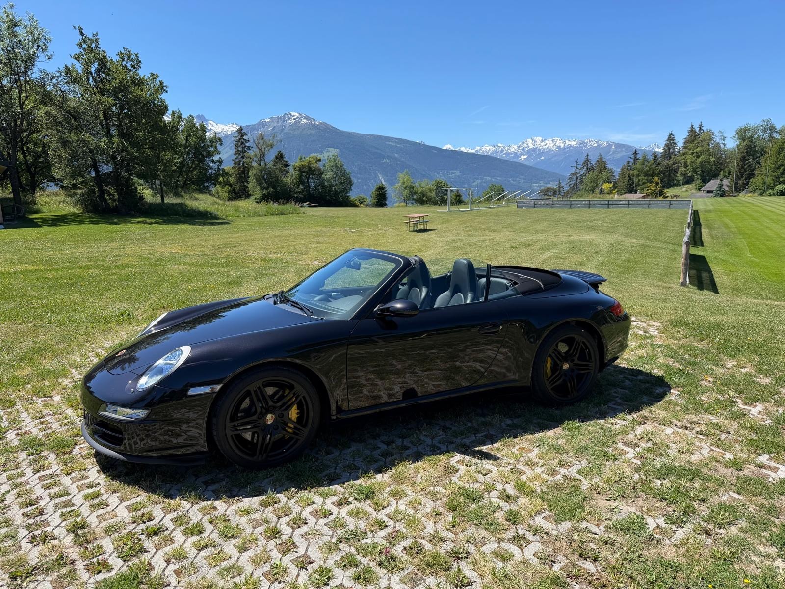 PORSCHE 911 Cabrio Carrera S-image-8