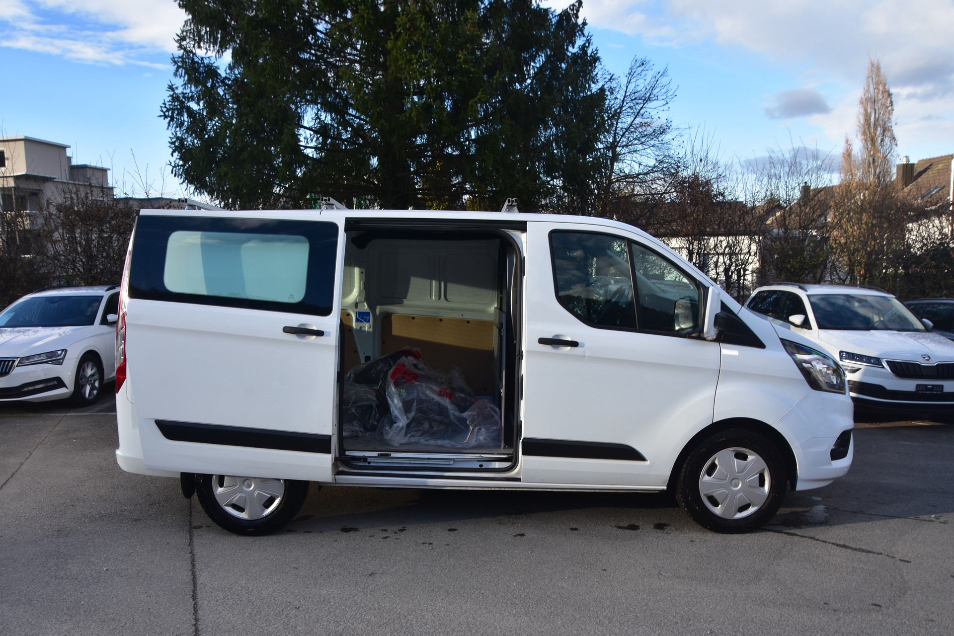 FORD Transit Custom Van 320 L1H1 Trend-image-4