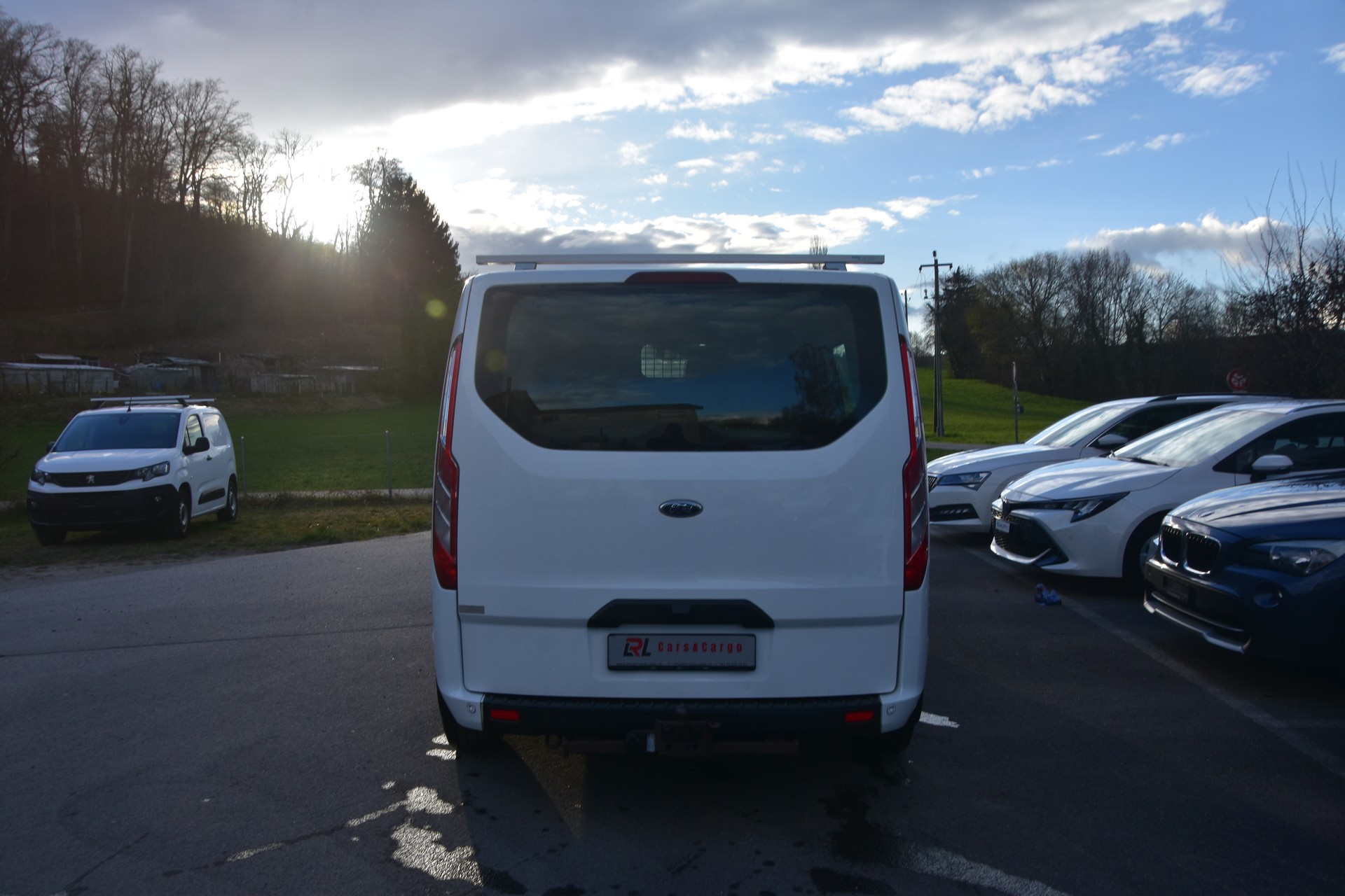 FORD Transit Custom Van 320 L1H1 Trend-image-6